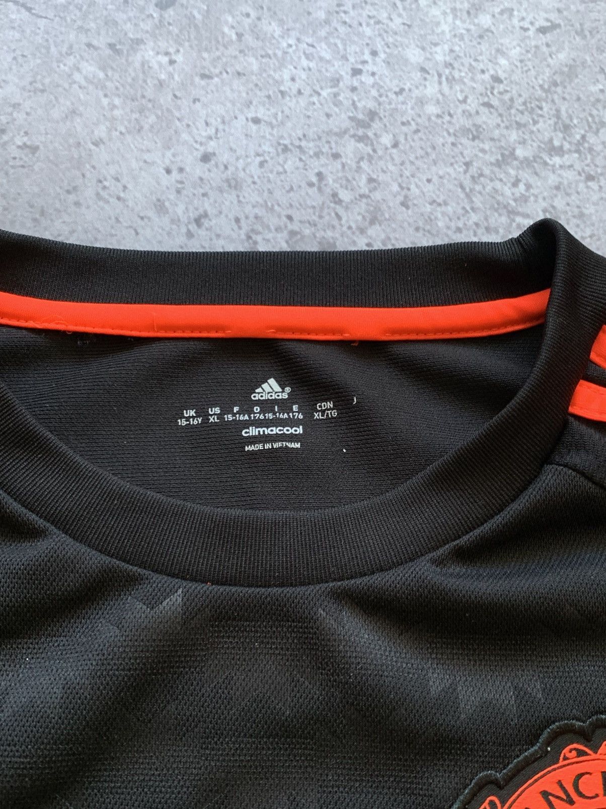 Adidas 🔥ADIDAS MANCHESTER UNITED 2015/2016 UCL THIRD SOCCER JERSEY Size US S / EU 44-46 / 1 - 12 Thumbnail