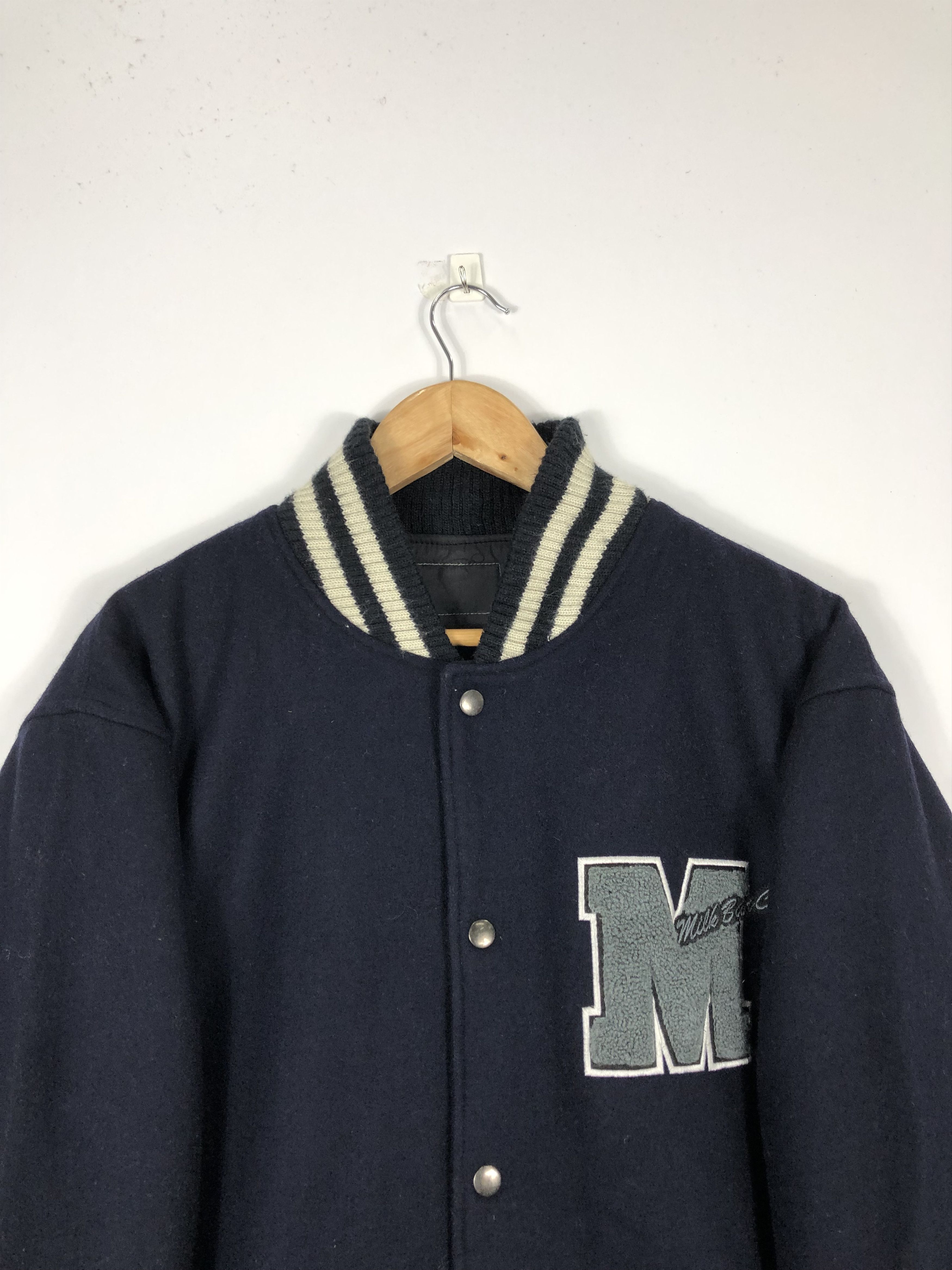 Japanese Brand Vintage Varsity Jacket M Logo V0181 Size US L / EU 52-54 / 3 - 2 Thumbnail