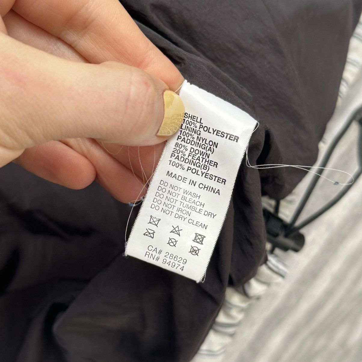 Stussy Rare White Navy Black Stussy Striped Down Puffer Jacket Size US S / EU 44-46 / 1 - 11 Thumbnail