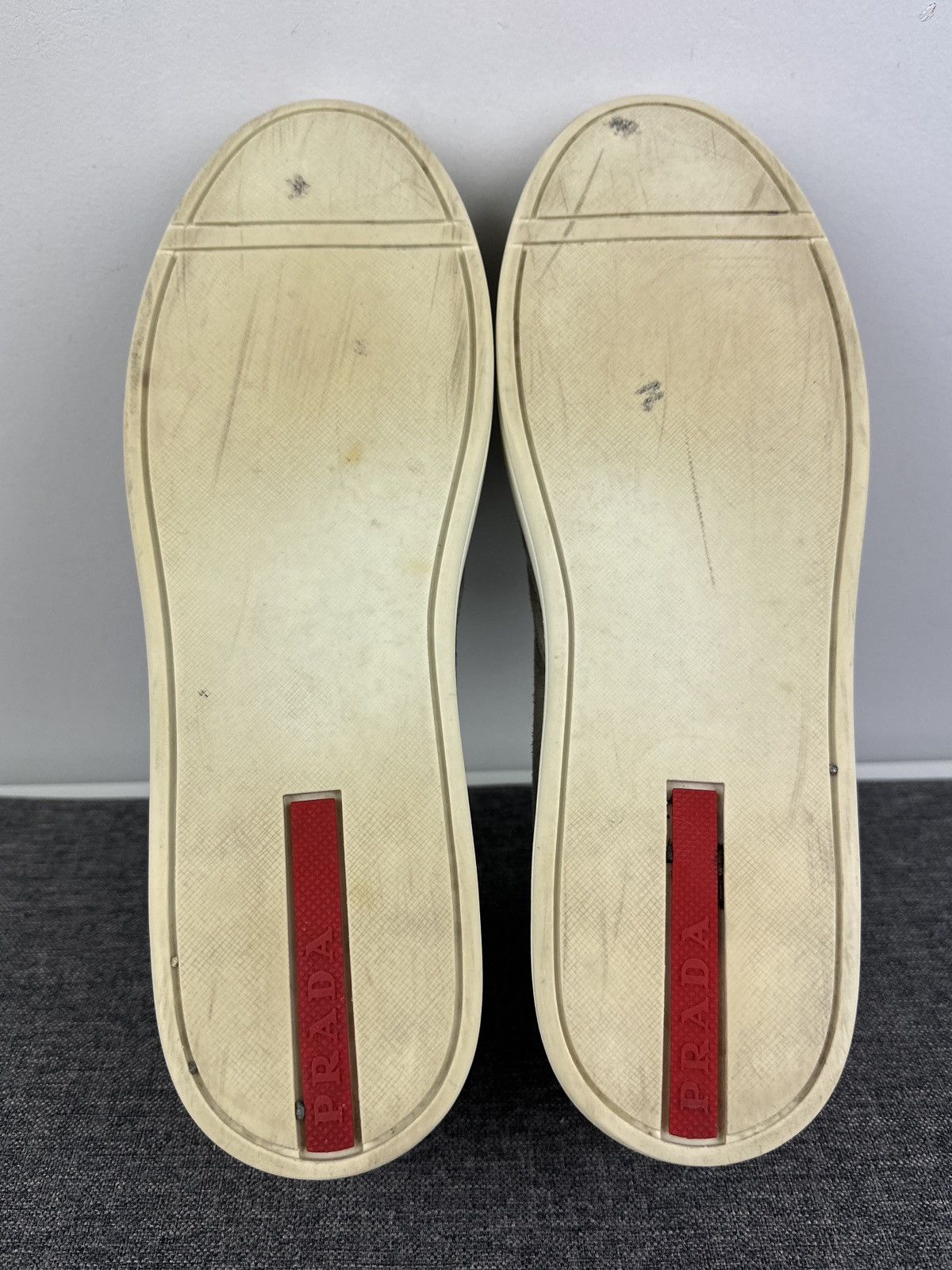 Prada Prada Women’s Suede Slip On Logo Shoes Loafers Moccasins Size US 7.5 / IT 37.5 - 17 Thumbnail