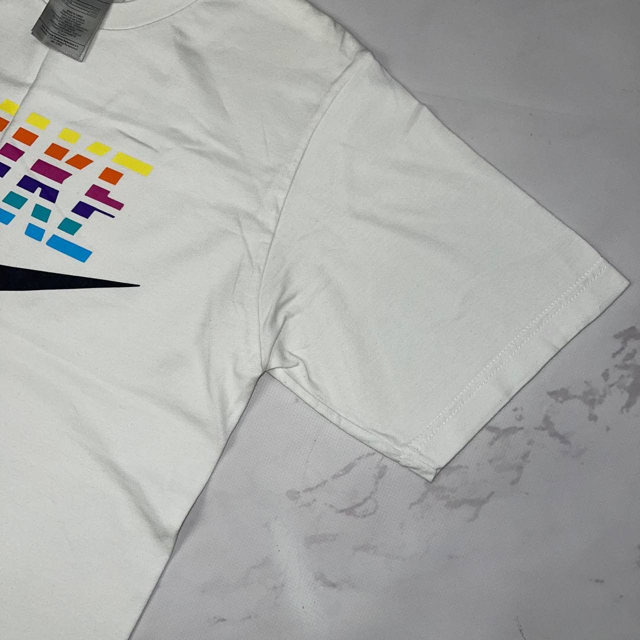 Nike Nike T-shirt Nsw Tee Big swoosh print y2k style streetwear S Size US S / EU 44-46 / 1 - 6 Thumbnail