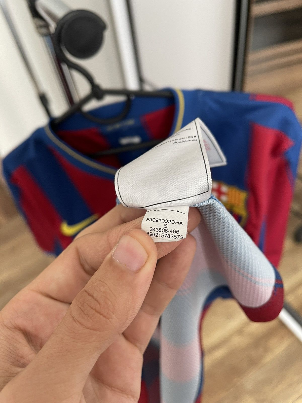 Other 2009/2010 Nike FC Barcelona Messi Vintage Soccer Jersey Tee Size US S / EU 44-46 / 1 - 15 Thumbnail