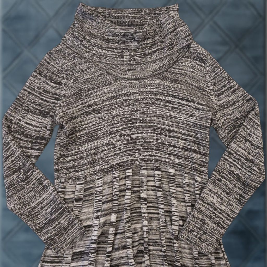 Calvin Klein Calvin Klein Sweater Dress Plus Size 1X Gray Black Striped Long Sleeve Pleated Knit Midi Dress Womens Size XL / US 12-14 / IT 48-50 - 1 Thumbnail