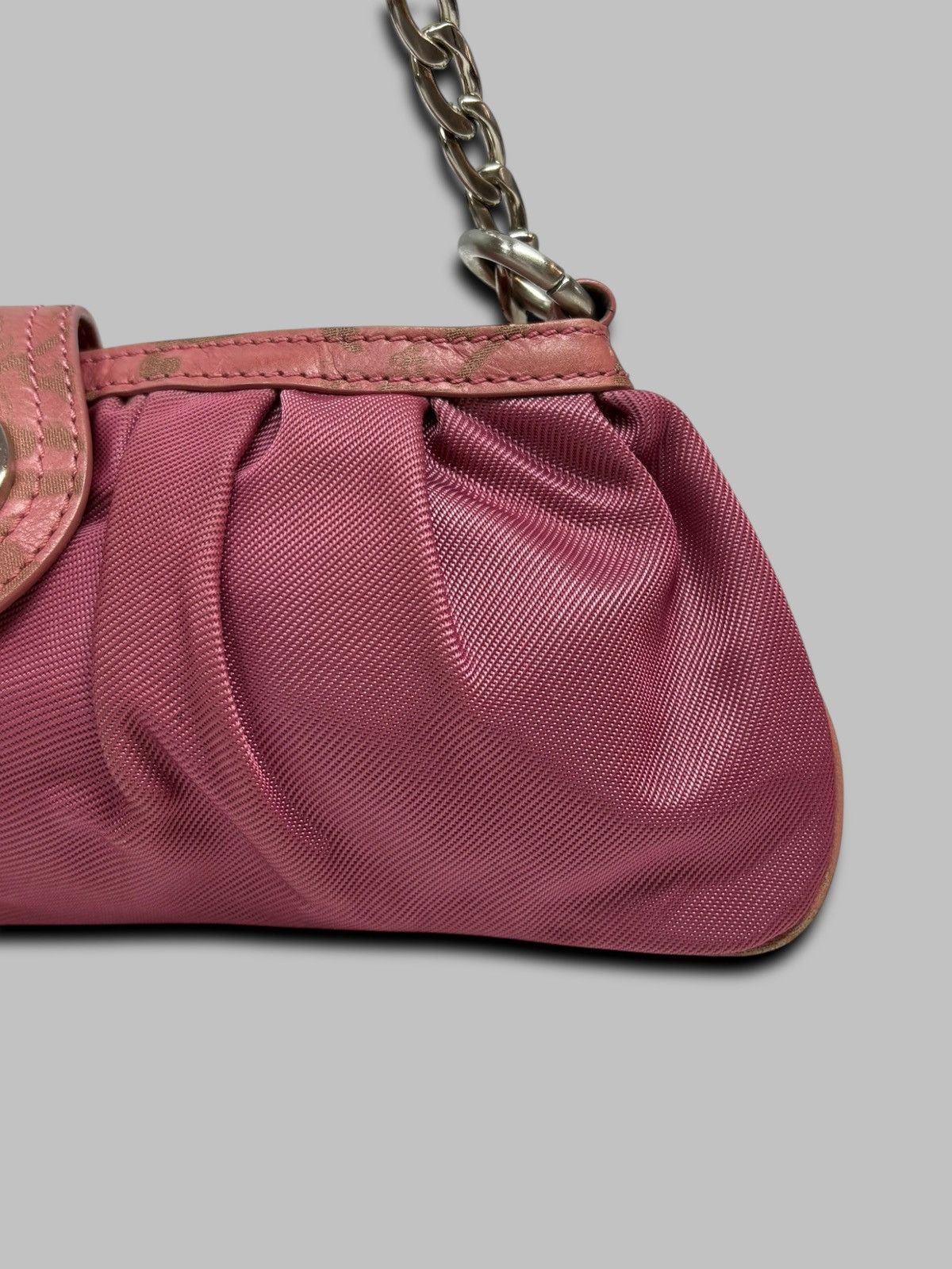 Kenzo Kenzo Red Pleated Nylon and Leather Small Zip Hobo Size ONE SIZE - 4 Thumbnail