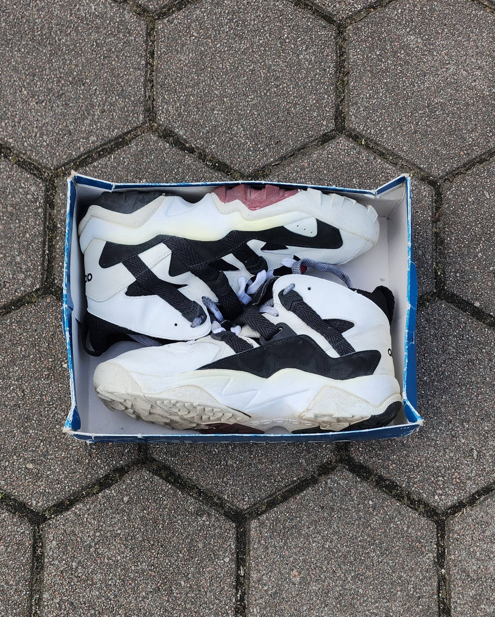 Adidas Vintage Adidas Sneaker Size US 12 / EU 45 - 2 Thumbnail