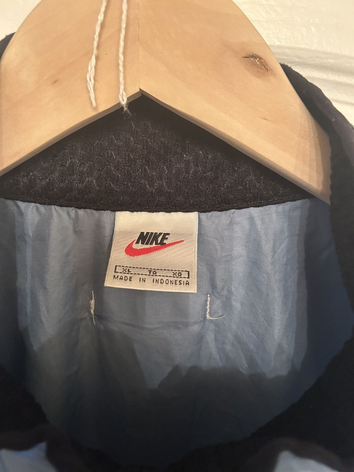 Nike Vintage 90s Nylon Vest szXL Size US XL / EU 56 / 4 - 4 Thumbnail