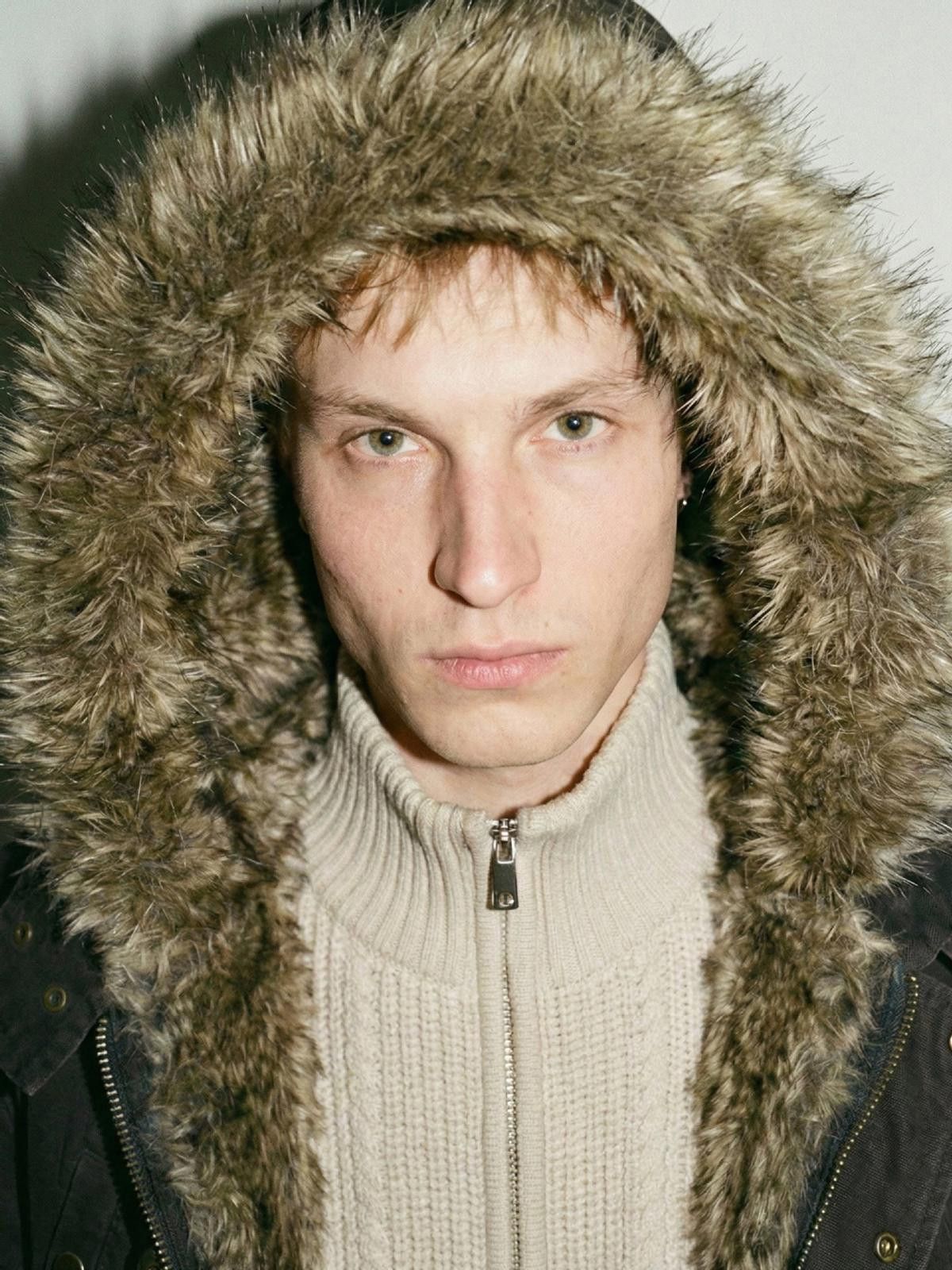 Japanese Brand Dark Gray Faux Fur Hooded Parka Coat, Toggle Closure Size US M / EU 48-50 / 2 - 6 Thumbnail
