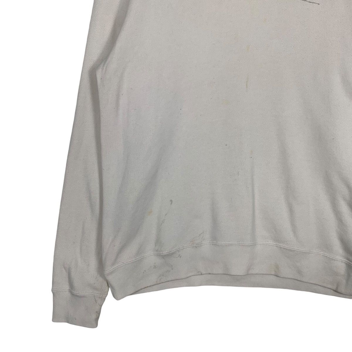 Uniqlo UNIQLO X KAWS Big Logo Graphic Sweatshirt #1257-C57 Size US L / EU 52-54 / 3 - 5 Thumbnail
