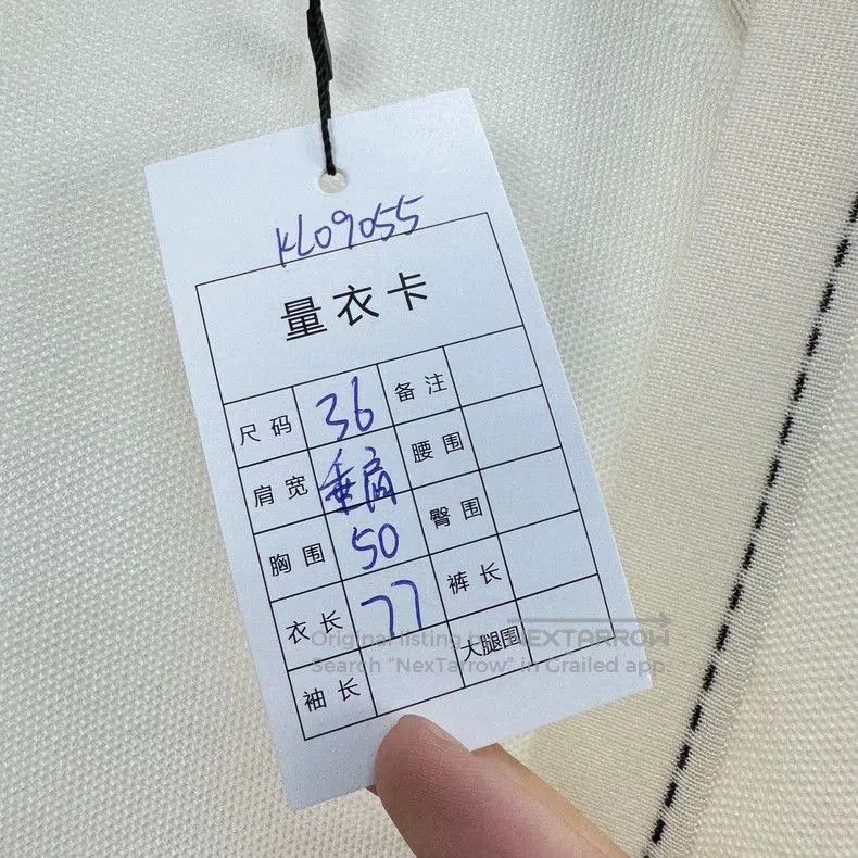 Hermes Hermes Cream Wool Knit Cardigan with Pendant. Size US S / EU 44-46 / 1 - 8 Thumbnail