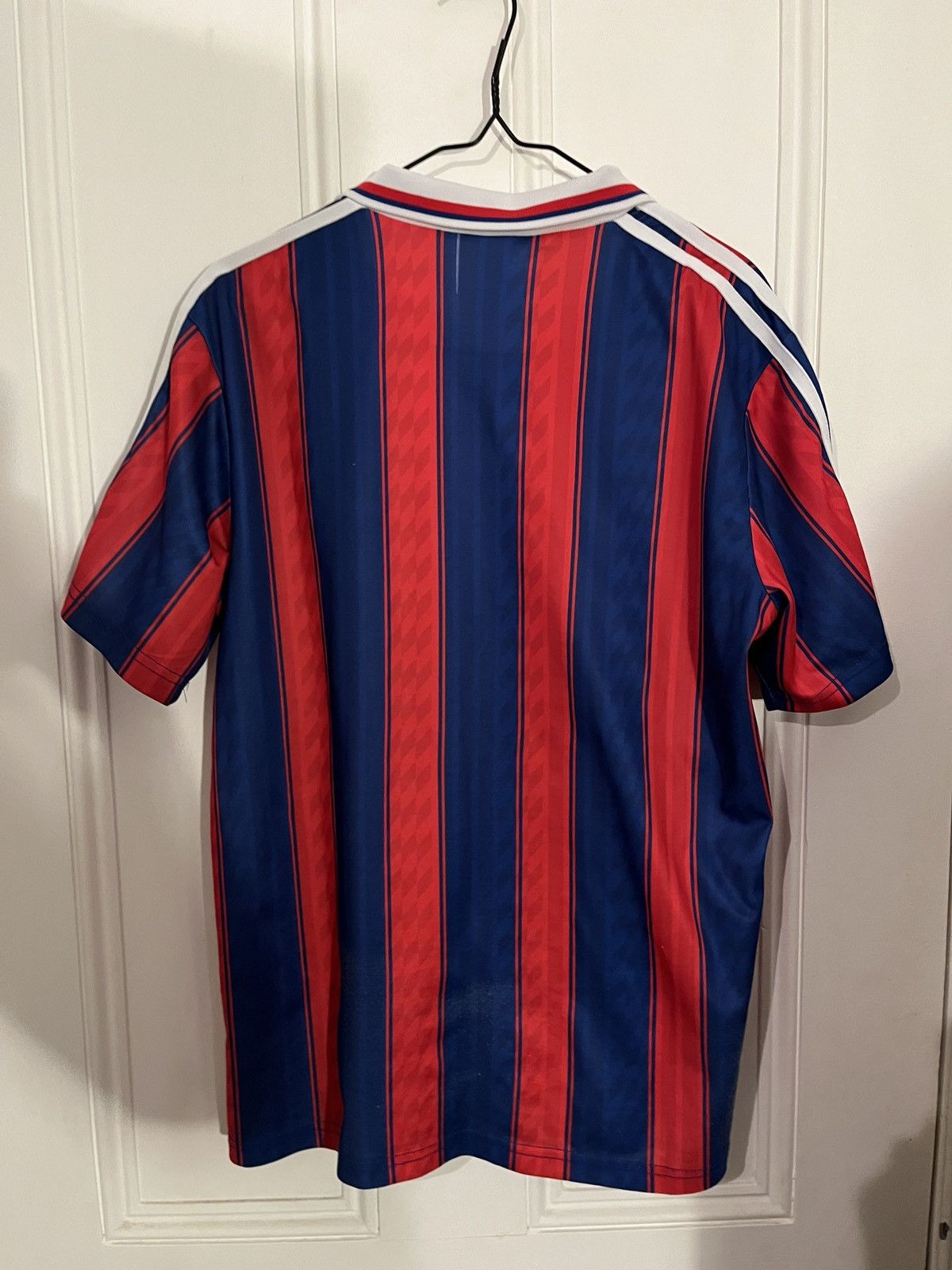 Other Bayern Munich jersey 96/97 vintage Size US M / EU 48-50 / 2 - 4 Thumbnail