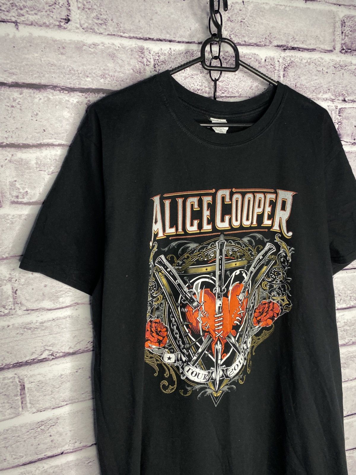 Band Tees MENS vintage Alice Cooper t-shirt tour 2019 band tees Size US XL / EU 56 / 4 - 2 Thumbnail