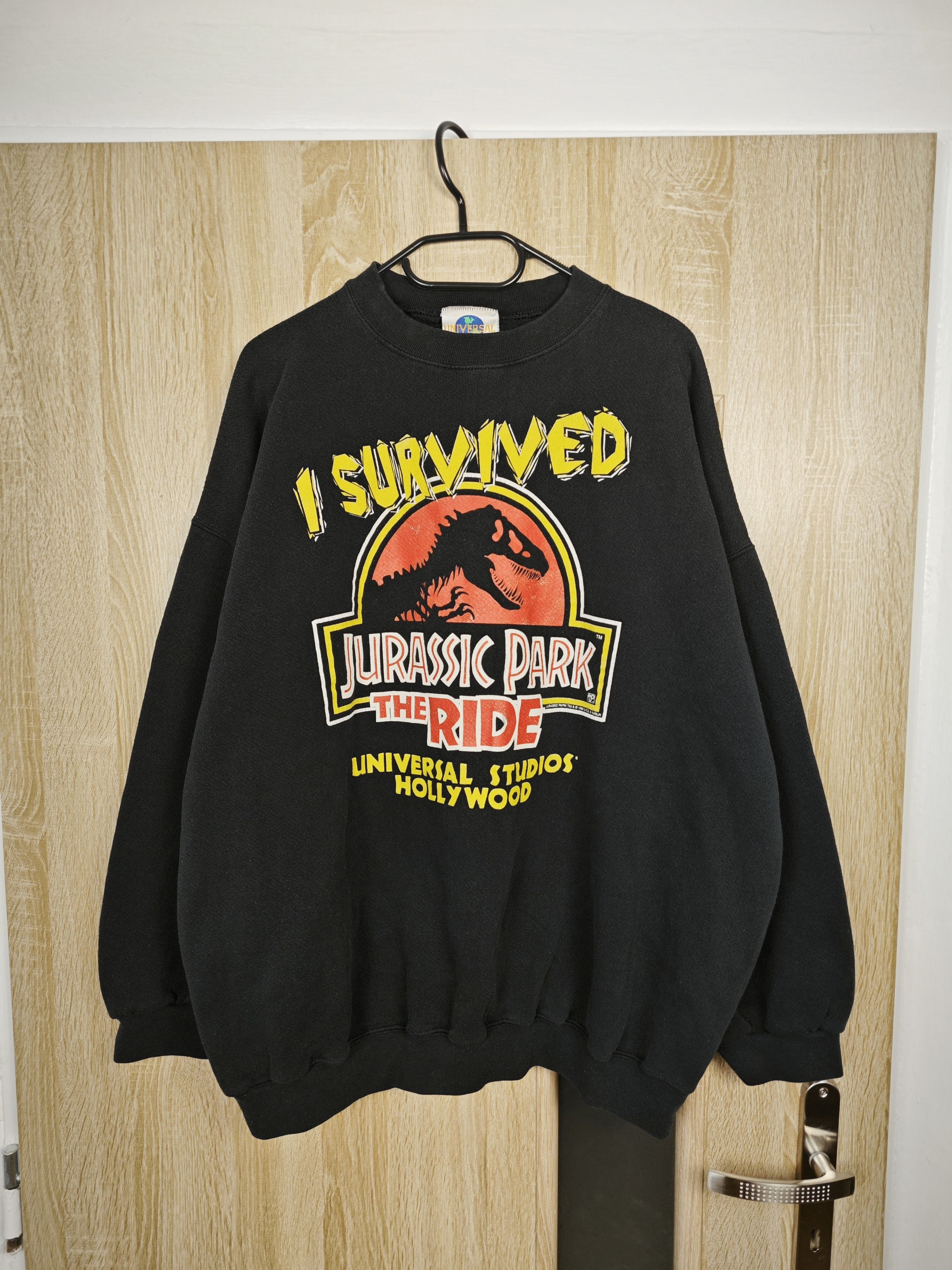 Vintage Jurassic Park Sweatshirts Size US L / EU 52-54 / 3 - 1 Thumbnail