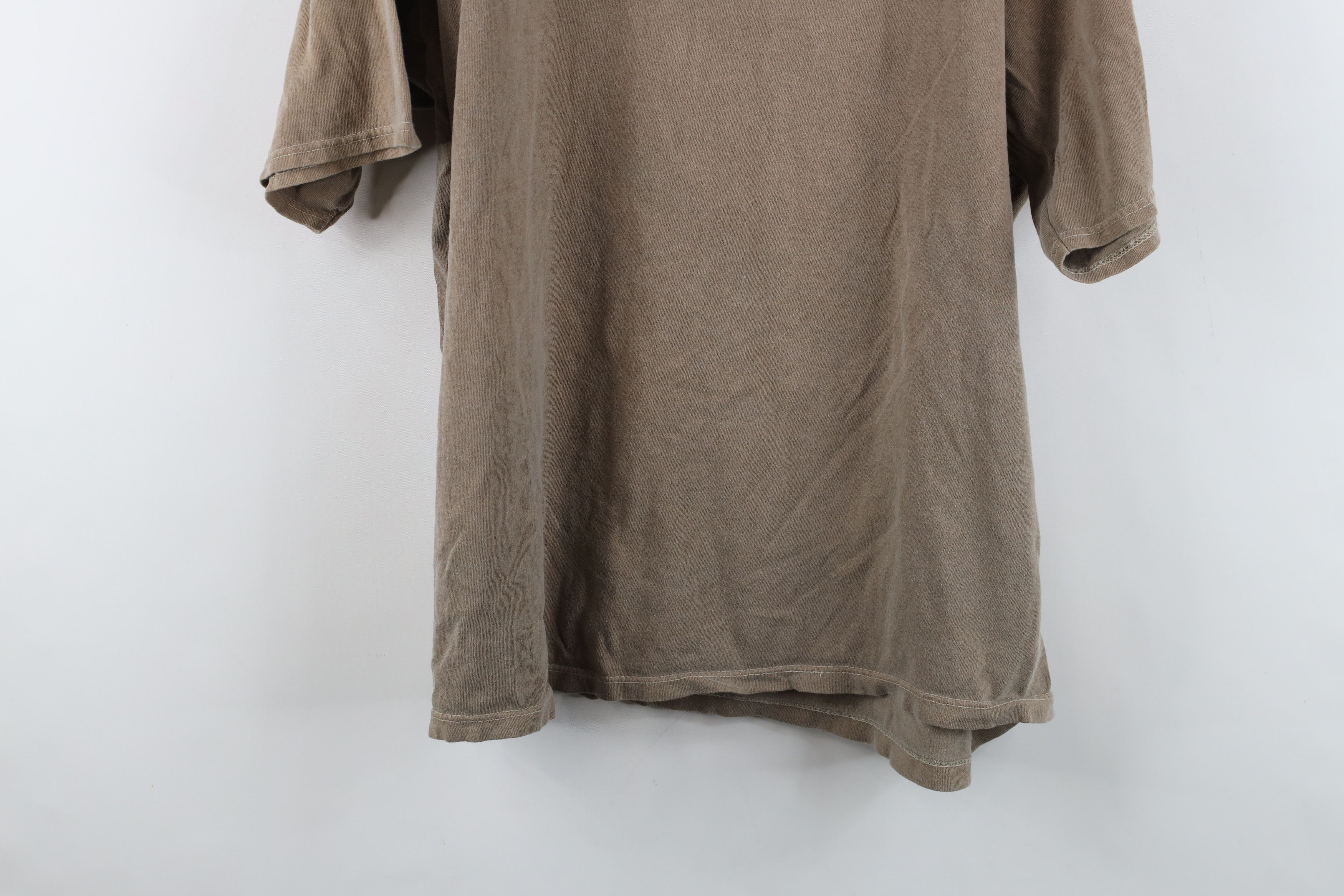 Vintage Vintage 90s Streetwear Short Sleeve T-Shirt Brown USA Size US L / EU 52-54 / 3 - 11 Thumbnail