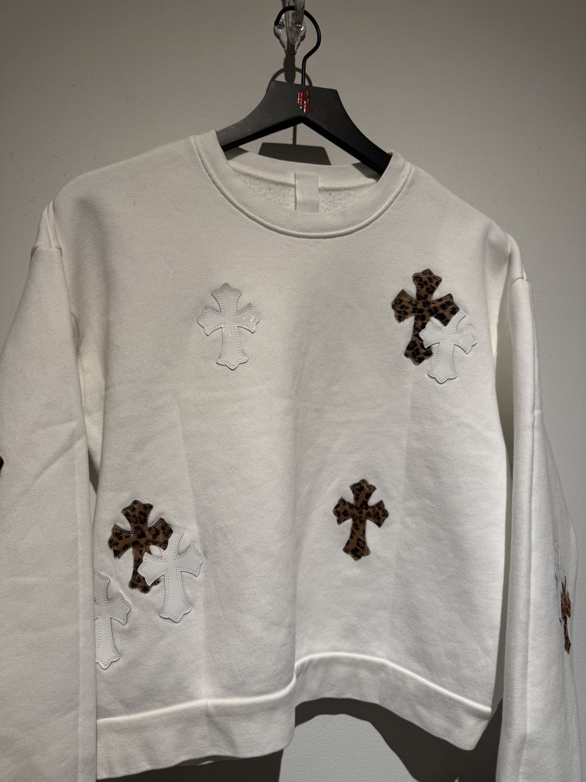 Chrome Hearts Chrome Hearts Leopard And White Patch Crewneck Size US S / EU 44-46 / 1 - 3 Thumbnail
