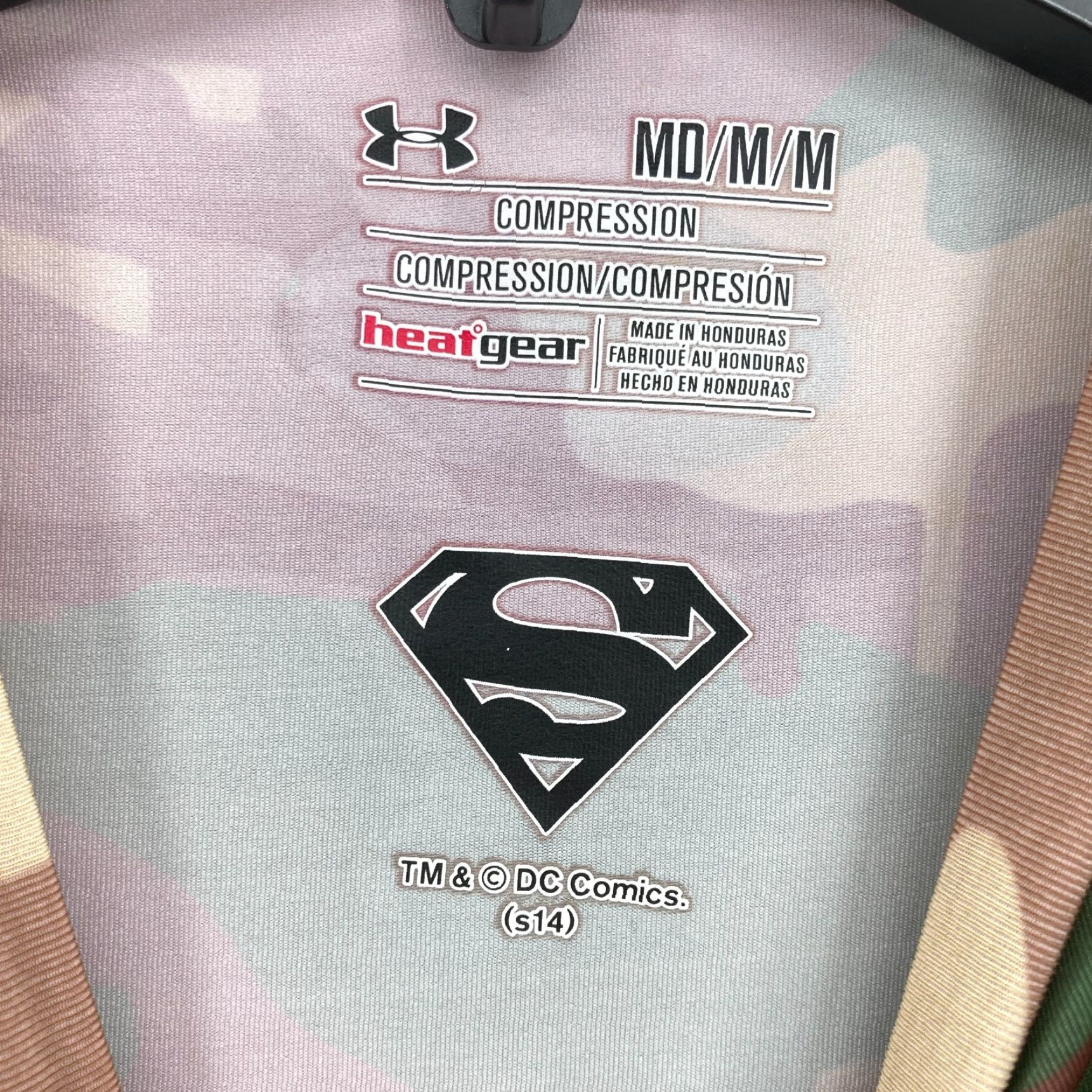 Under Armour Under Armour Superman HeatGear Compression T Shirt Mens Medium Camouflage Gym Size US M / EU 48-50 / 2 - 3 Thumbnail