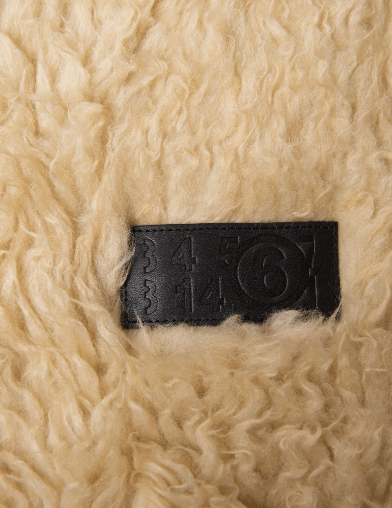 Maison Margiela MM6 Sherpa Rectangle Scarf Leather Size ONE SIZE - 7 Thumbnail