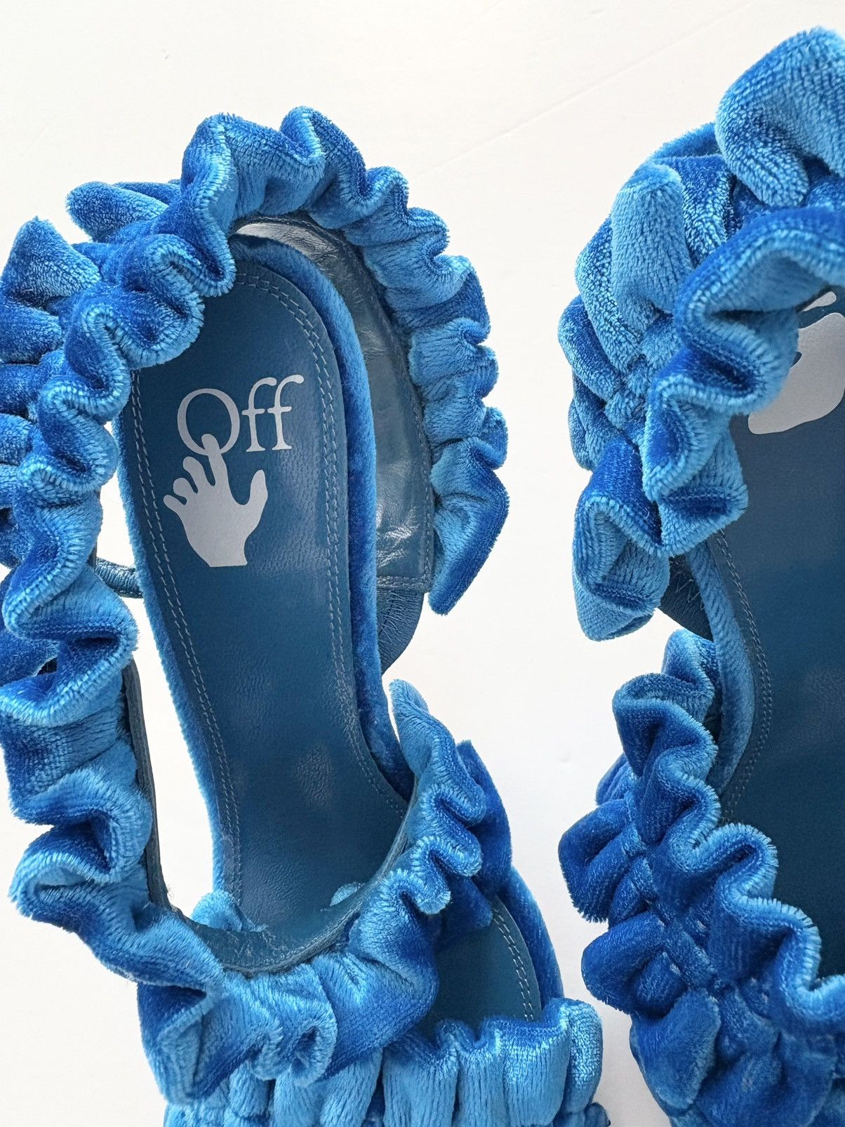 Off-White Off White Allen Curtain velvet ruffle sandals Size US 6 / IT 36 - 3 Thumbnail