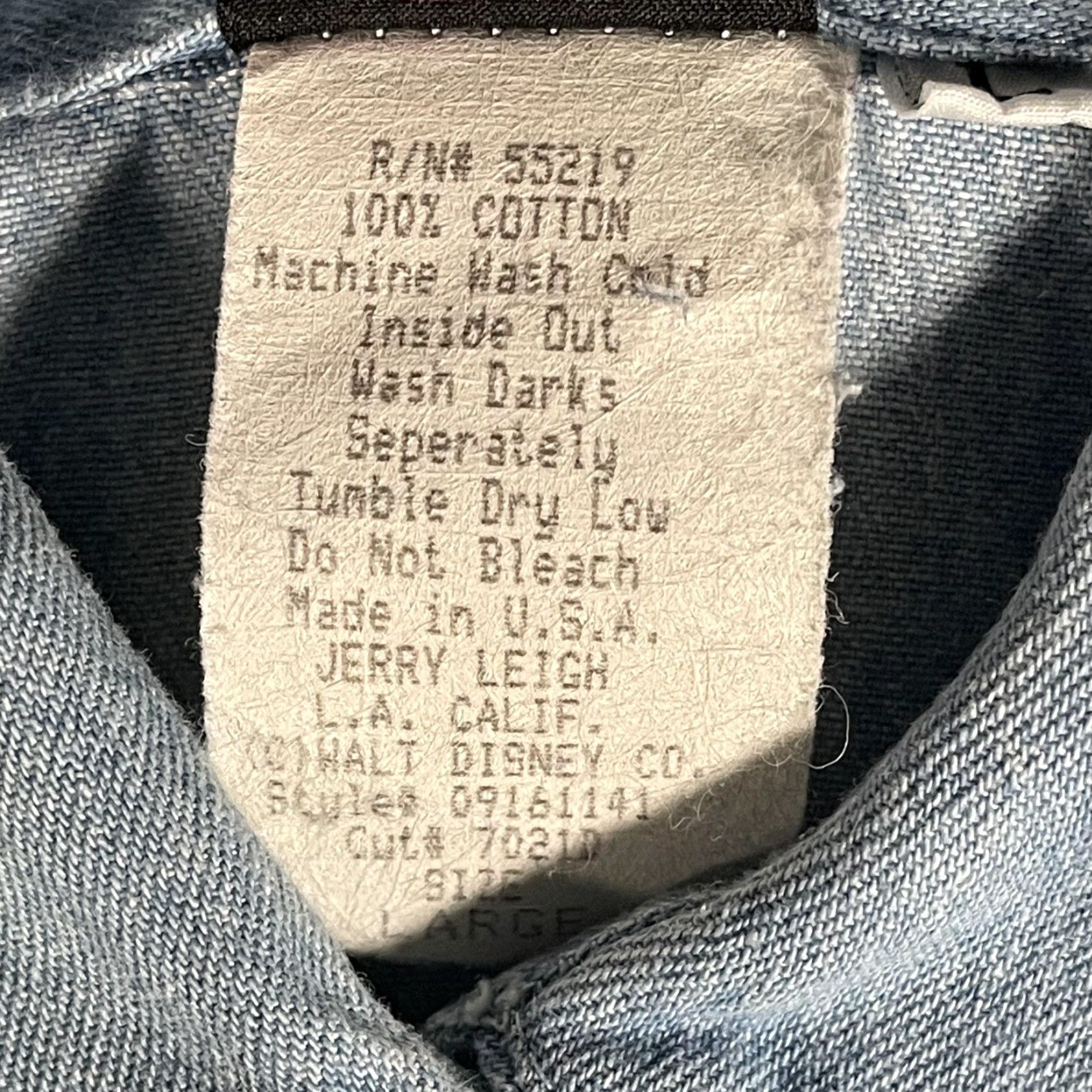 Disney VINTAGE Disney Mickey Unlimited Shirt Mens Large Denim Sleeveless Made USA 90s Size US L / EU 52-54 / 3 - 5 Thumbnail