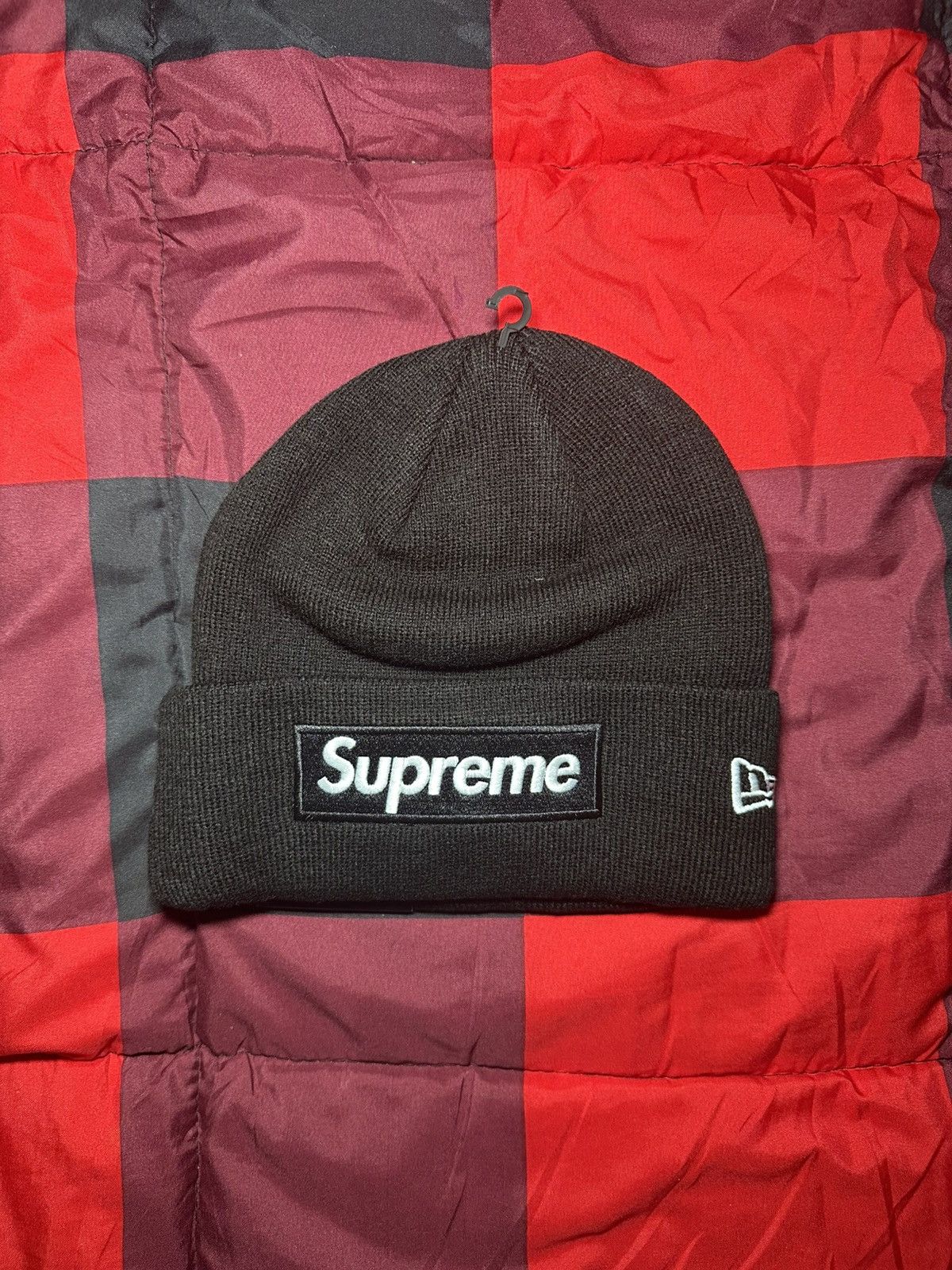 Black Supreme Box Logo Beanie | Grailed