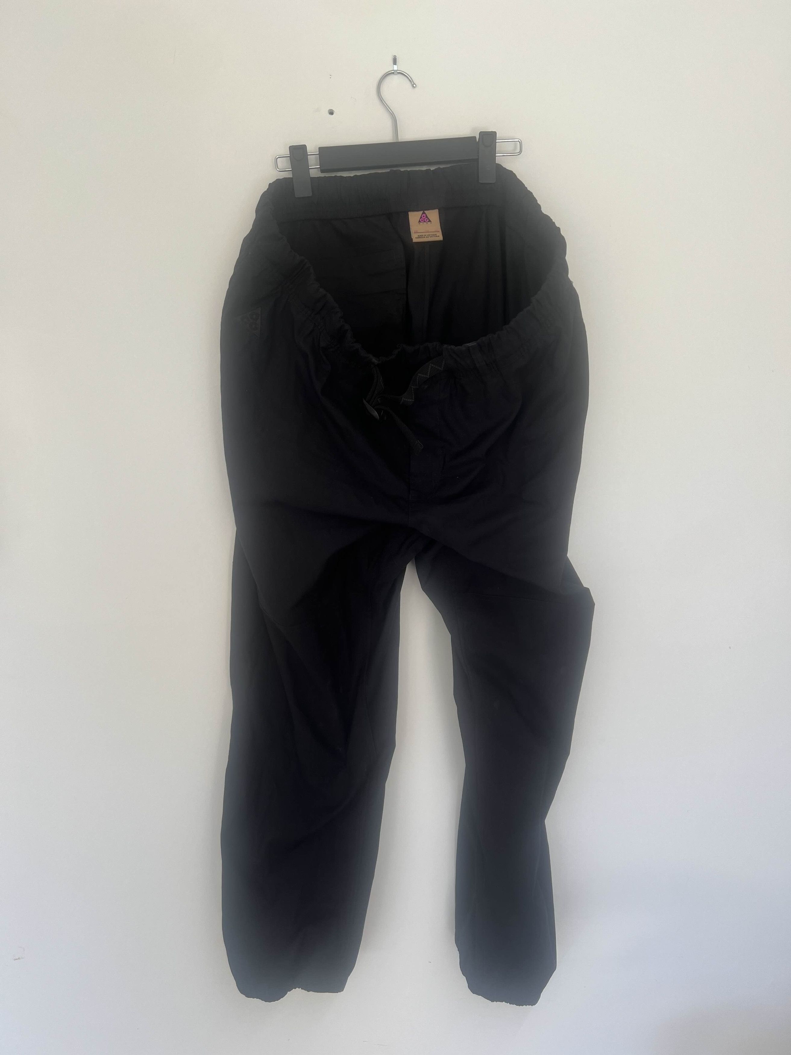 Nike ACG Nike ACG UV Hiking Cargo Pants Size US 44 / EU 60 - 1 Thumbnail