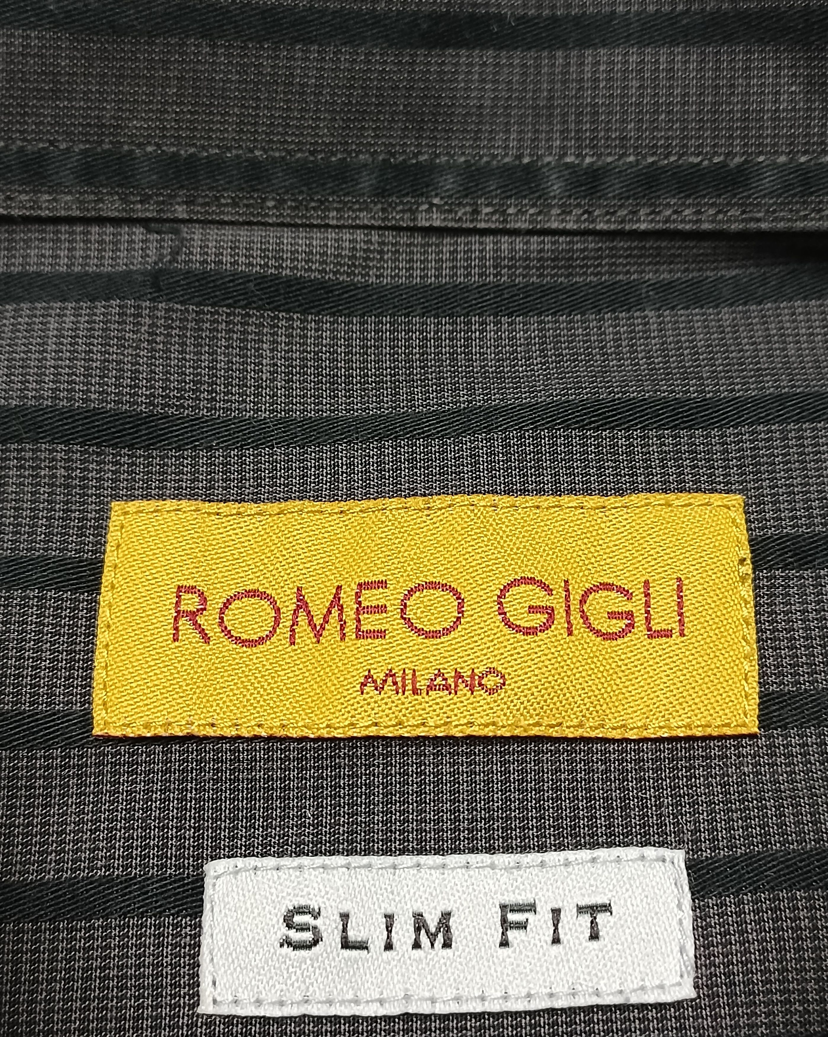 Romeo Gigli Romeo Gigli Slim Fit Black Button Down Shirt Sz 15.5 / 39 Size US M / EU 48-50 / 2 - 8 Thumbnail