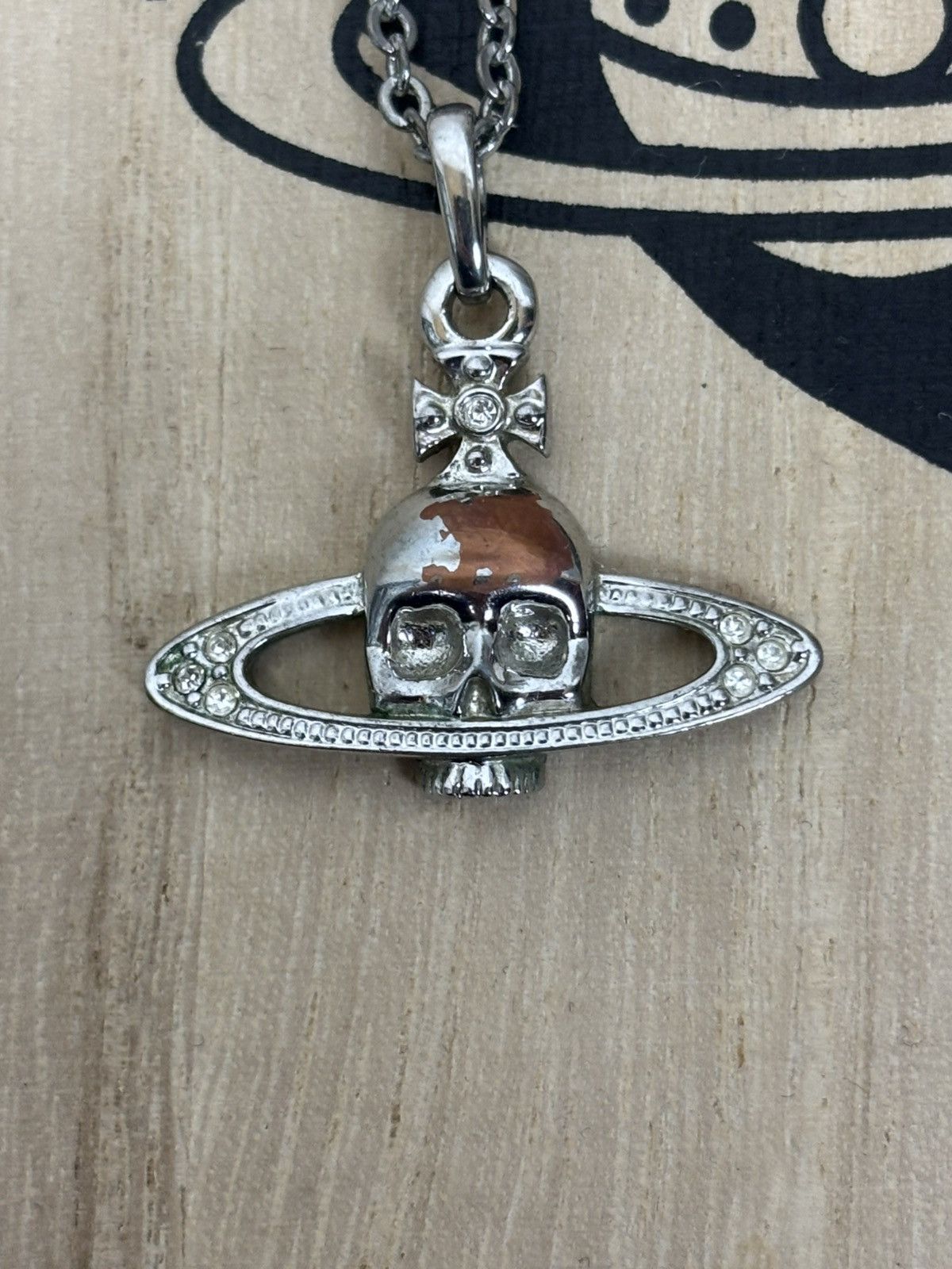 Vintage Vivienne Westwood Skull Orb Pendant Necklace Silver