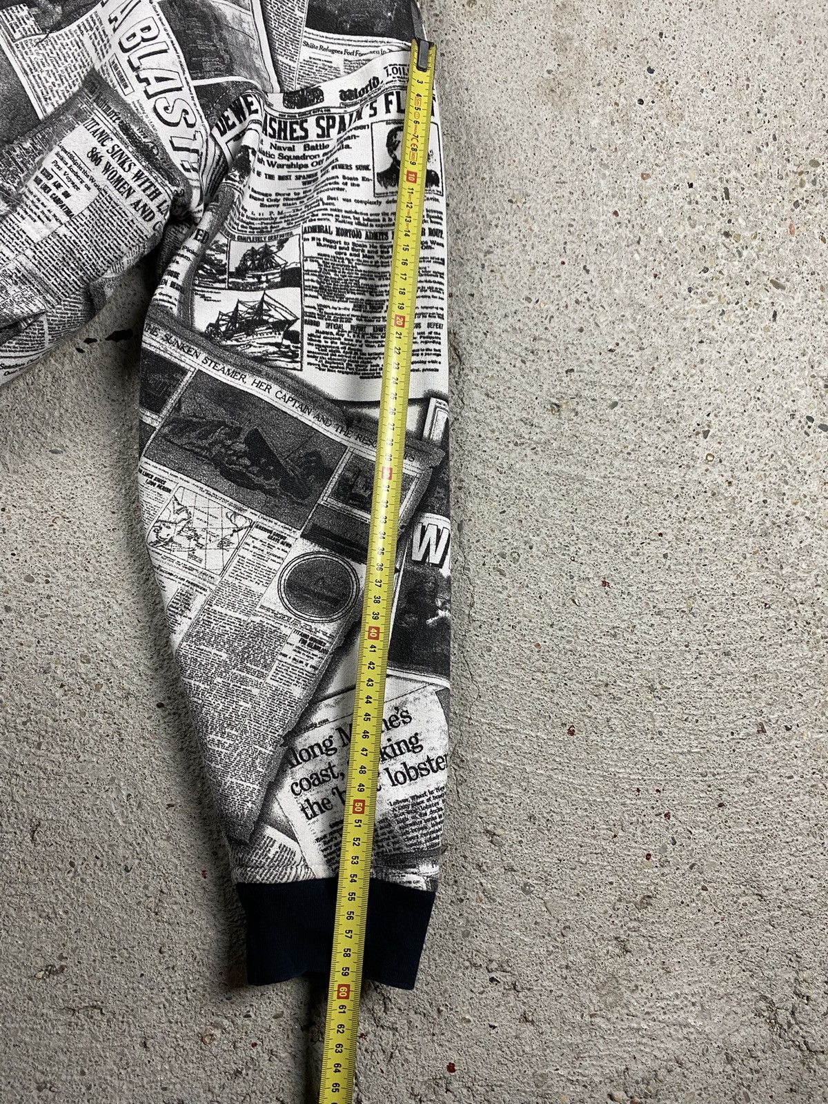 Japanese Brand Japan style hoodie newspapers full print zip vintage y2k Size US L / EU 52-54 / 3 - 17 Thumbnail