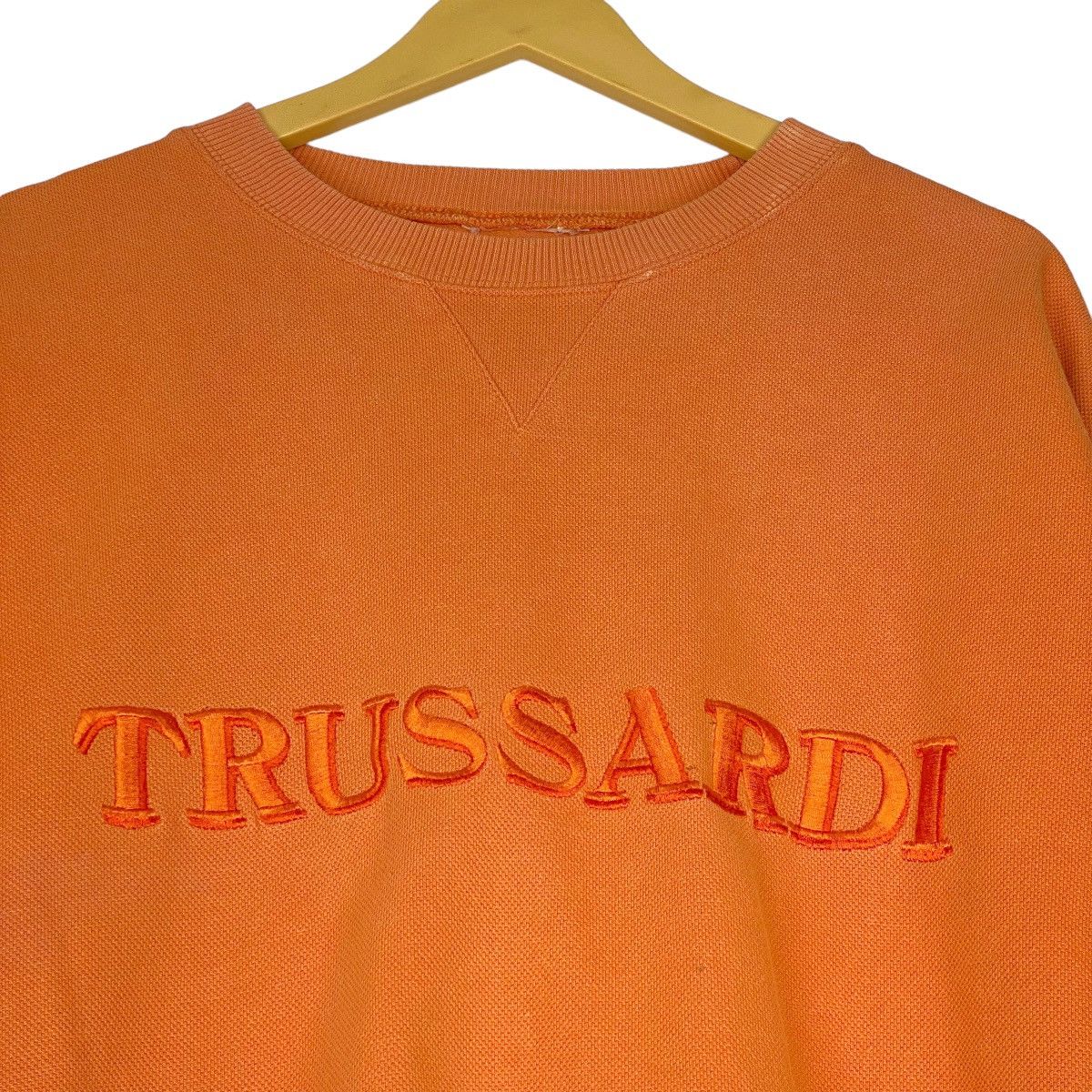 Trussardi × Vintage Vintage Trussardi Embroidered Crewneck Sweatshirt Size L Size US L / EU 52-54 / 3 - 4 Thumbnail