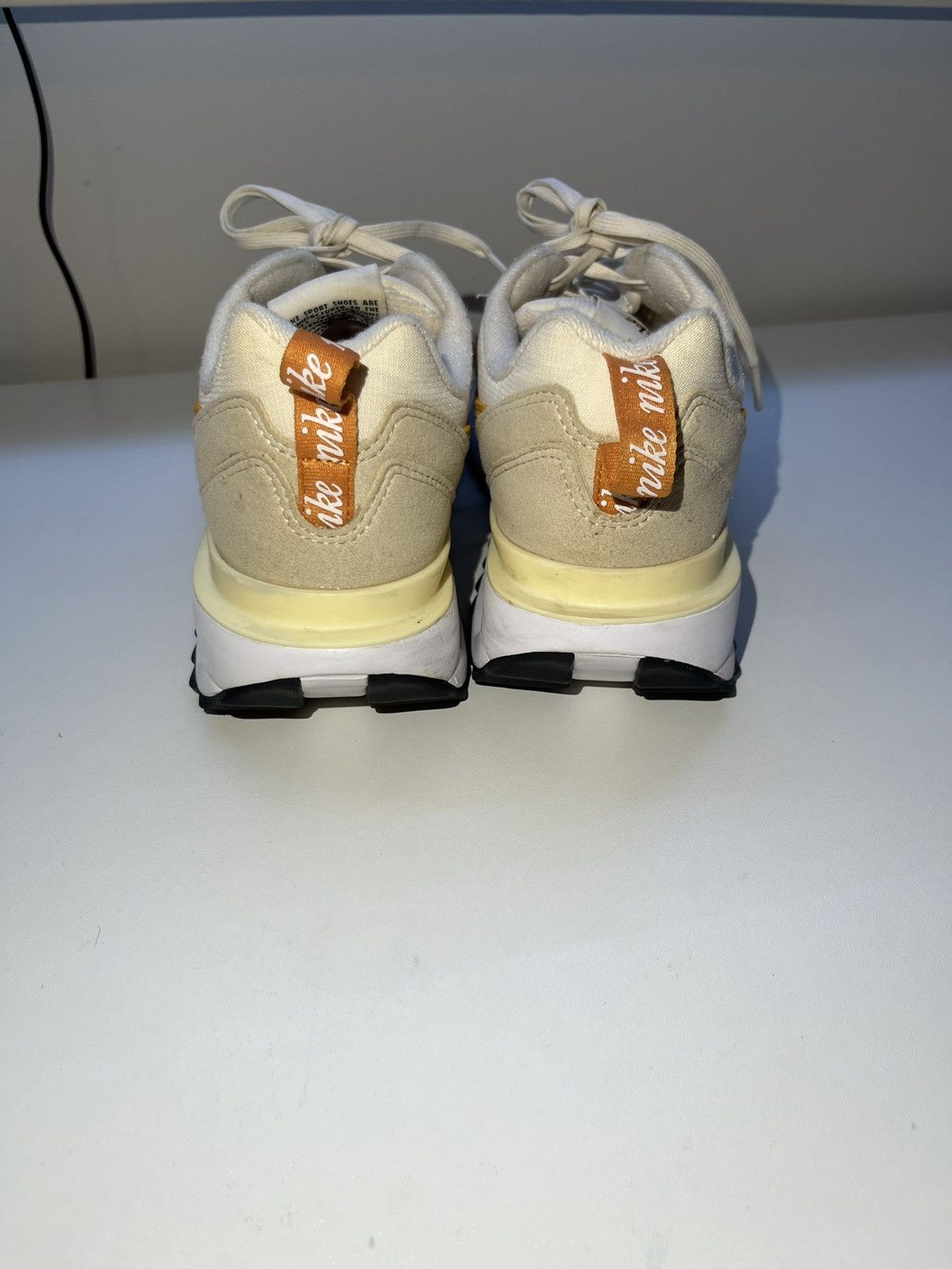 Nike Nike Airmax Dawn ‘Phantom light curry’ Size US 7.5 / IT 37.5 - 4 Thumbnail