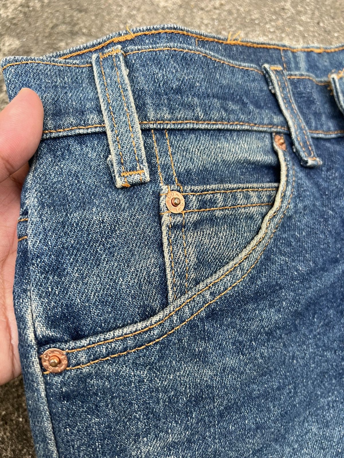 Levi's 💥FLARE💥 VTG 90’S LEVIS 517 DISTRESSED JEANS VERY RARE Size US 32 / EU 48 - 5 Thumbnail