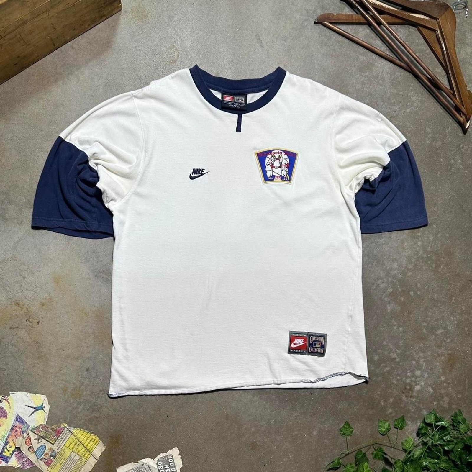 Nike Vintage Nike Minnesota Twins Cooperstown Tee Men Large Shirt Size US L / EU 52-54 / 3 - 1 Thumbnail