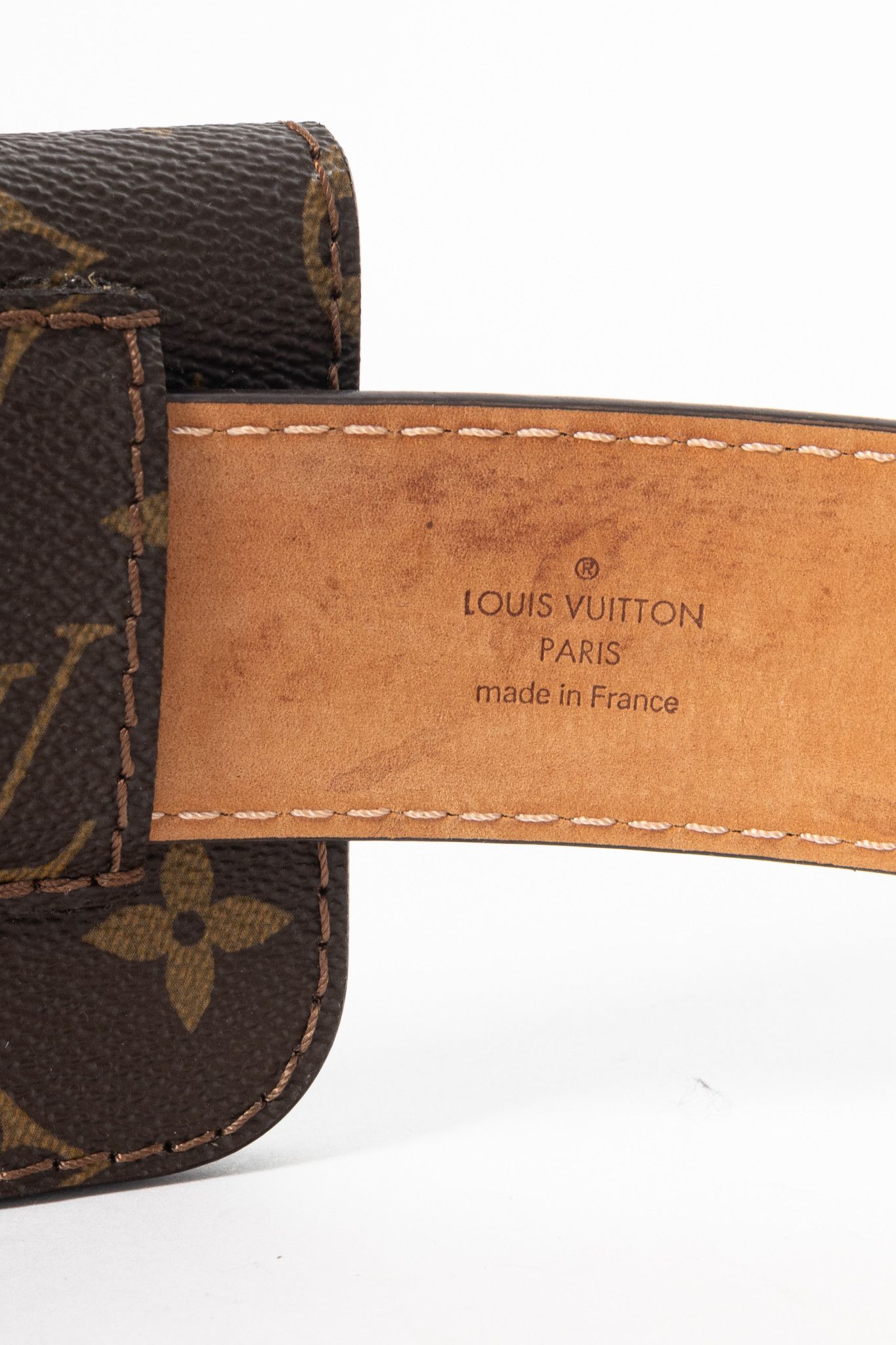 Louis Vuitton Louis Vuitton Monogram Canvas Belt Pochette Size ONE SIZE - 9 Thumbnail