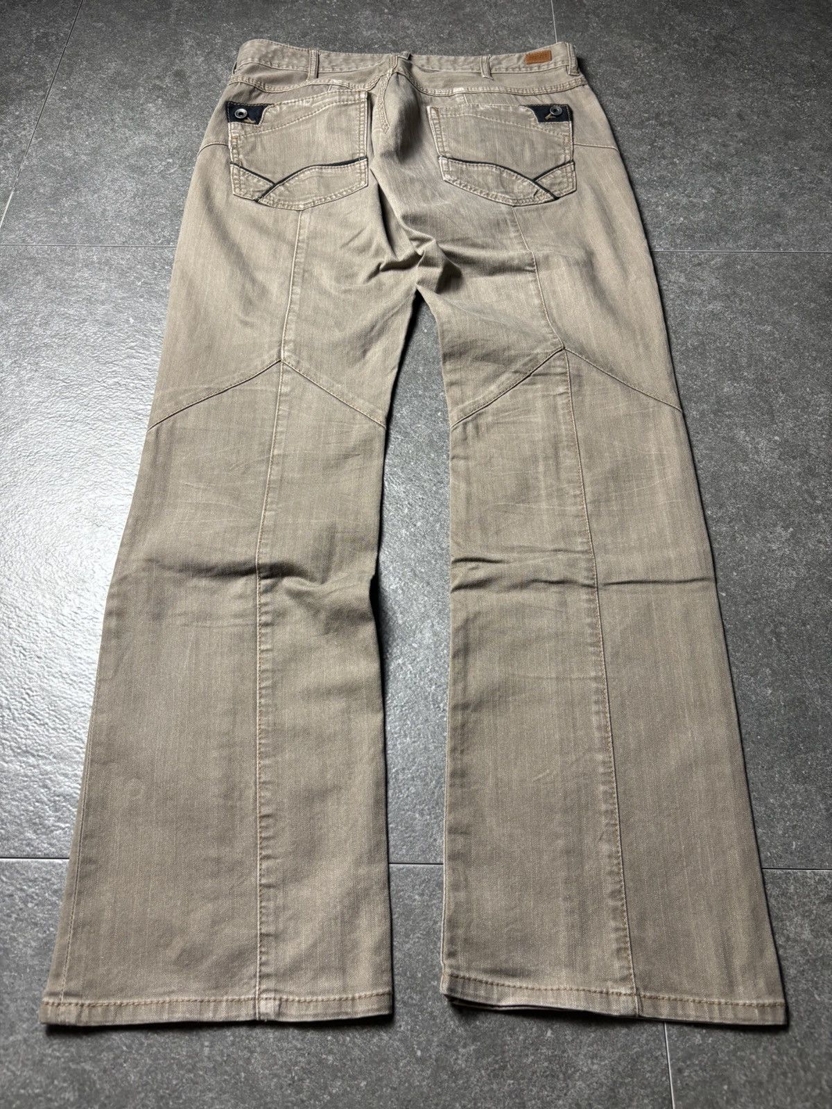 If Six Was Nine × Japanese Brand × Le Grande Bleu (L.G.B.) 2000s Nicole Club For Men Panelled Bootcut Pants Size US 31 - 7 Thumbnail