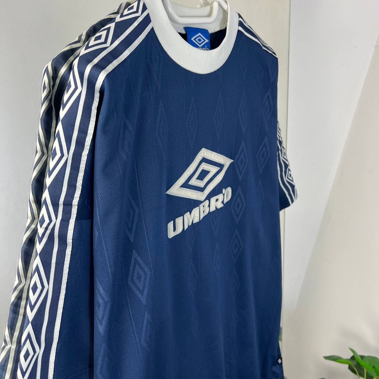 Umbro Vintage Y2K Umbro Big Logo Lampas Jersey T-Shirt Blokecore Size US XL / EU 56 / 4 - 3 Thumbnail