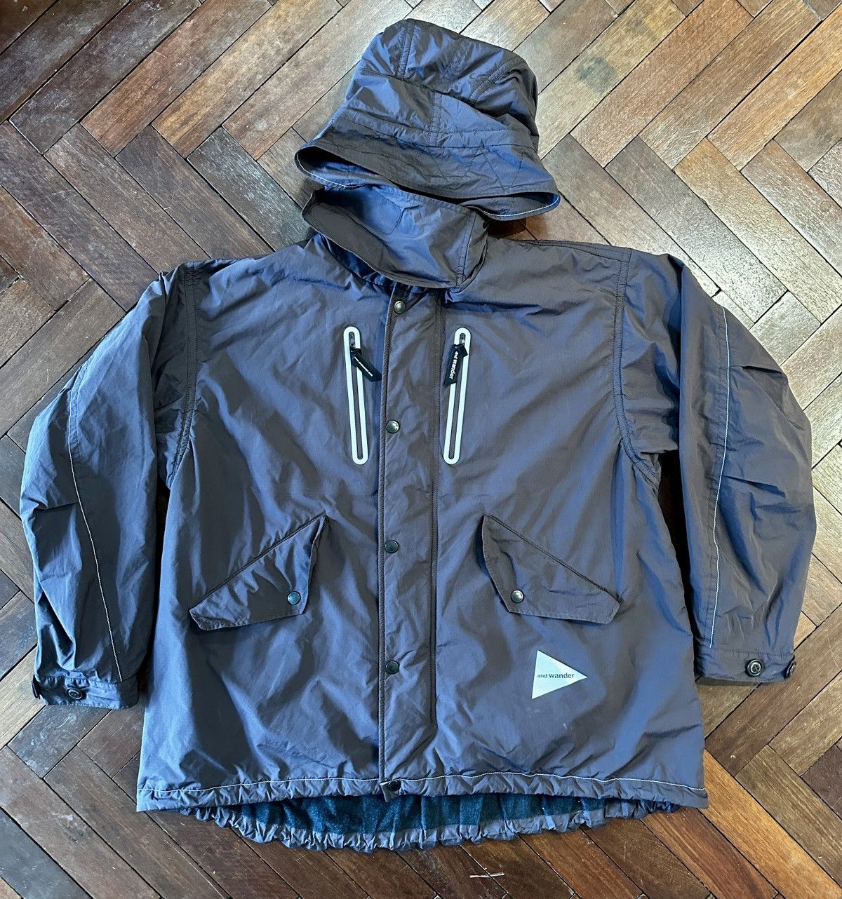 And Wander and wander Octa Jacket in Brown, size L/XL Size US L / EU 52-54 / 3 - 2 Thumbnail