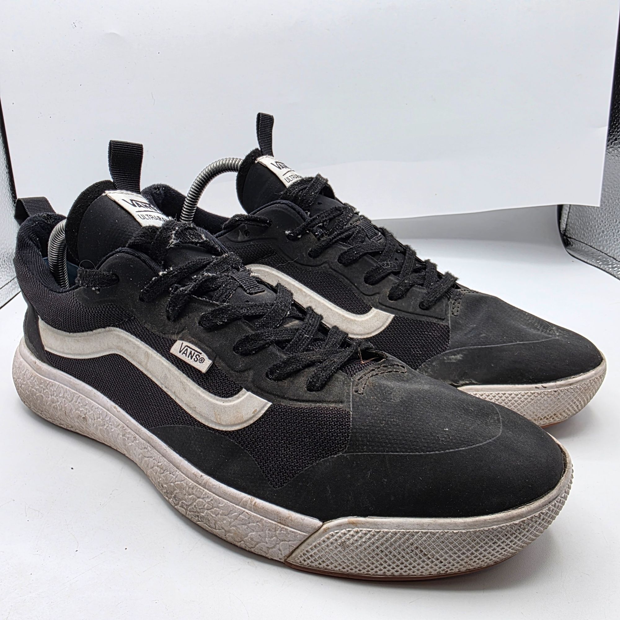 Vans Vans UltraRange EXO Mens Size 10 Black White Skate Shoes Lig Size US 10 / EU 43 - 1 Thumbnail