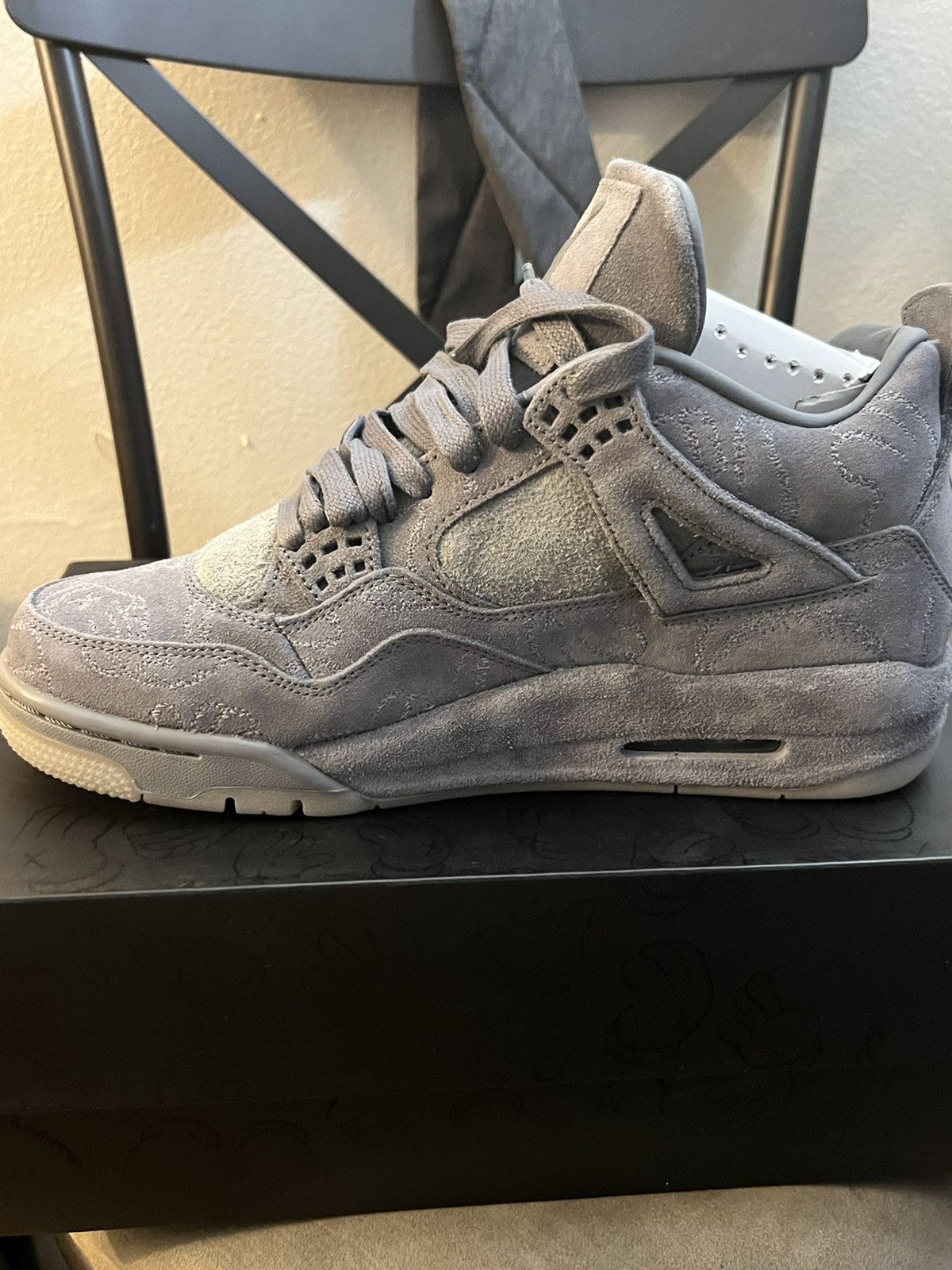 Jordan Brand × Kaws Air Jordan 4 retro KAWS Size US 8 / EU 41 - 7 Thumbnail