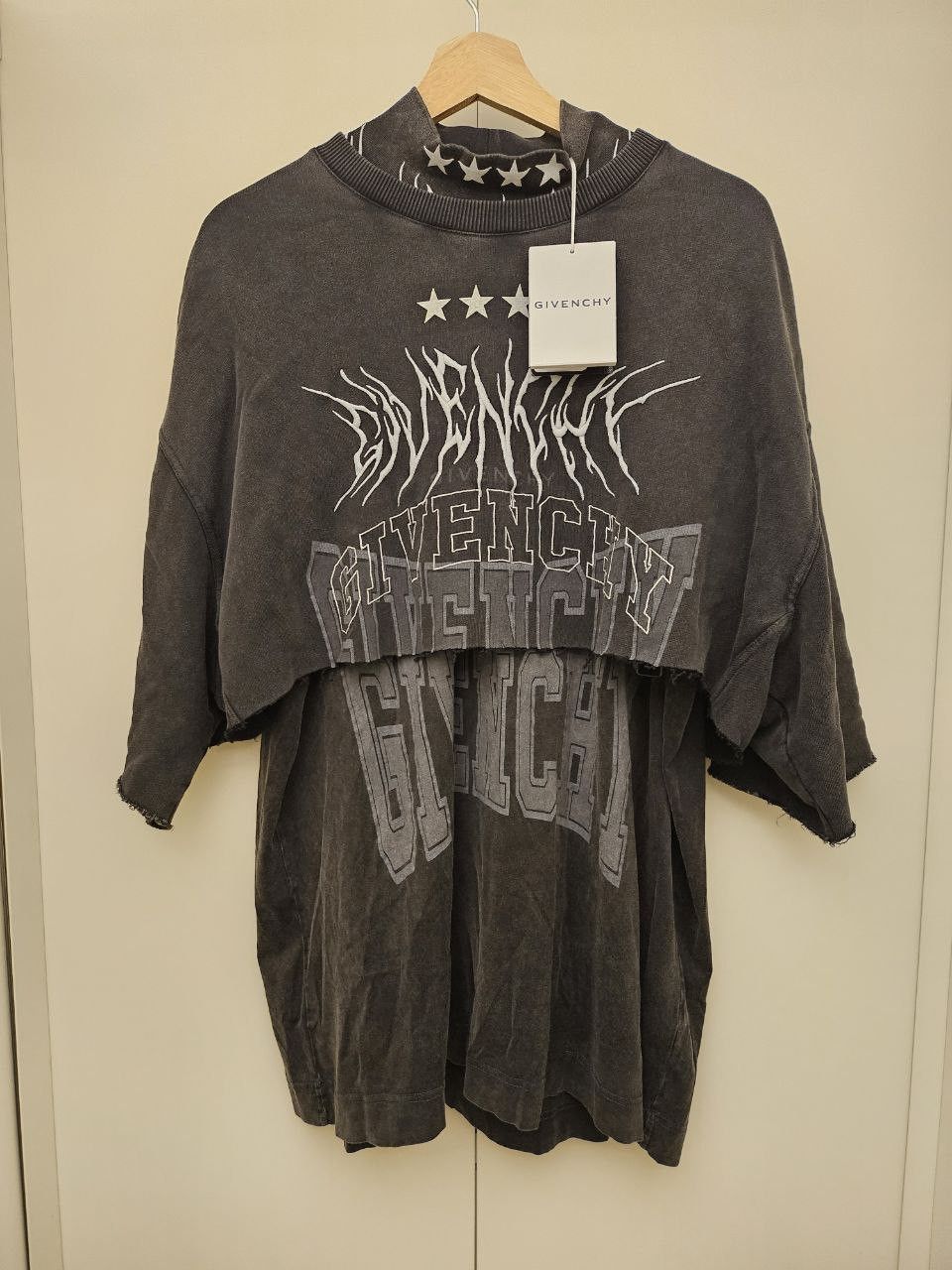 Givenchy *New* Overlapped Layered Logo Balvaca Hood Tee Size US L / EU 52-54 / 3 - 1 Thumbnail