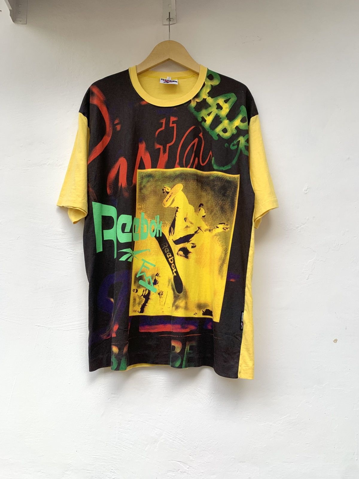Reebok Vintage Reebok Skateboard Overprint T-Shirt Size US L / EU 52-54 / 3 - 1 Thumbnail