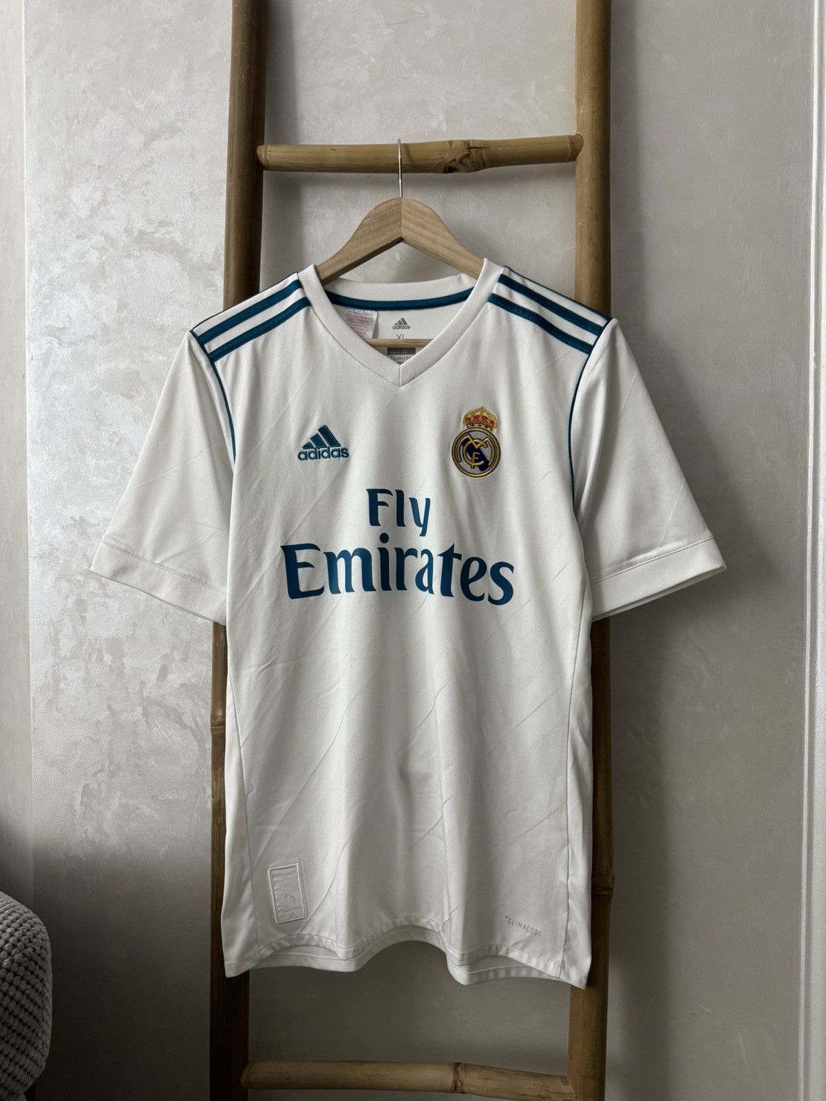 Adidas Adidas Real Madrid 2017 2018 Home Jersey Size US S / EU 44-46 / 1 - 1 Thumbnail