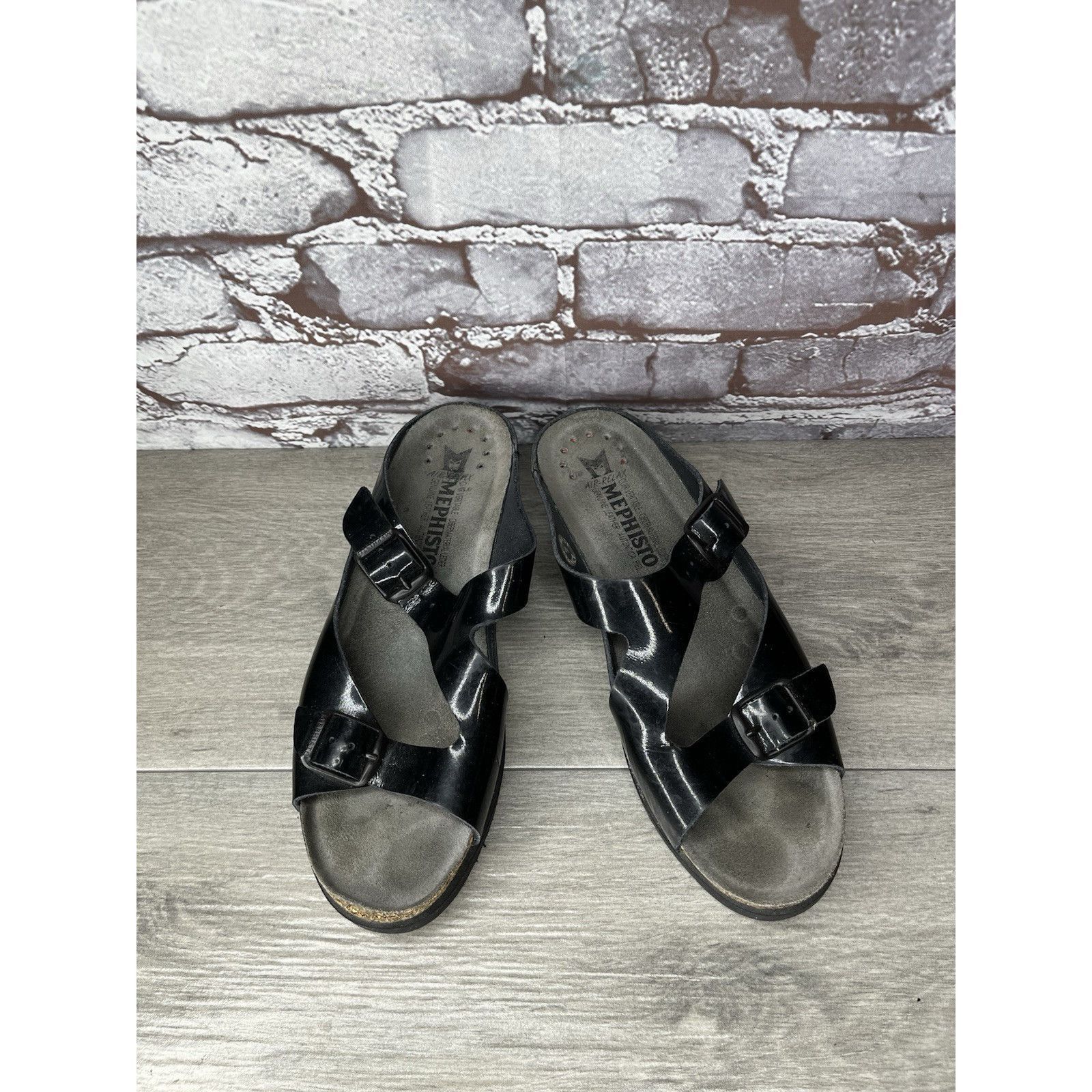 Mephisto Black Patent Leather Buckle Wedge Sandals Women’s S