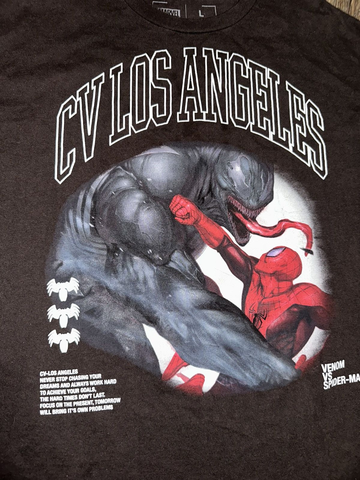 Marvel Comics Marvel CVLA Spider-Man Vs Venom T-shirt Mocha Brown Large Size US L / EU 52-54 / 3 - 3 Thumbnail