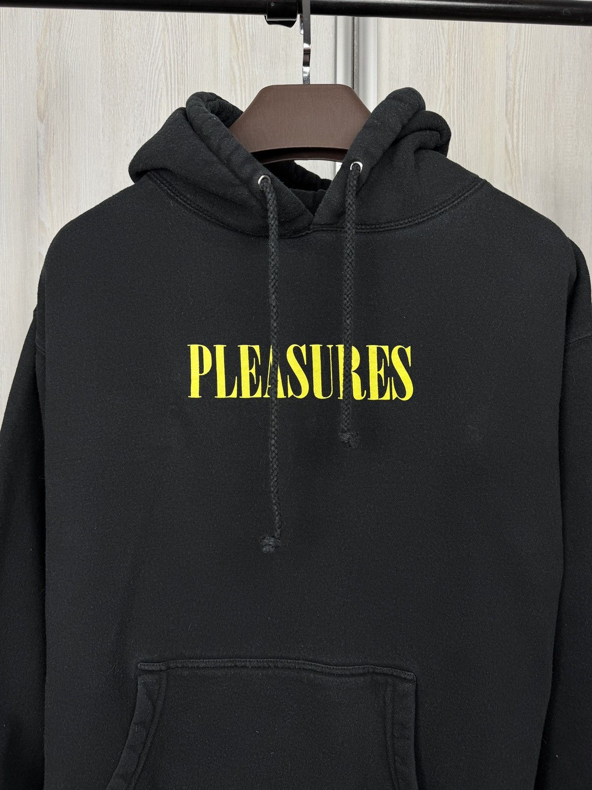Pleasures Pleasures Hoodie Mens Black The Flaming Lips Drugs Help sz M Size US M / EU 48-50 / 2 - 4 Thumbnail