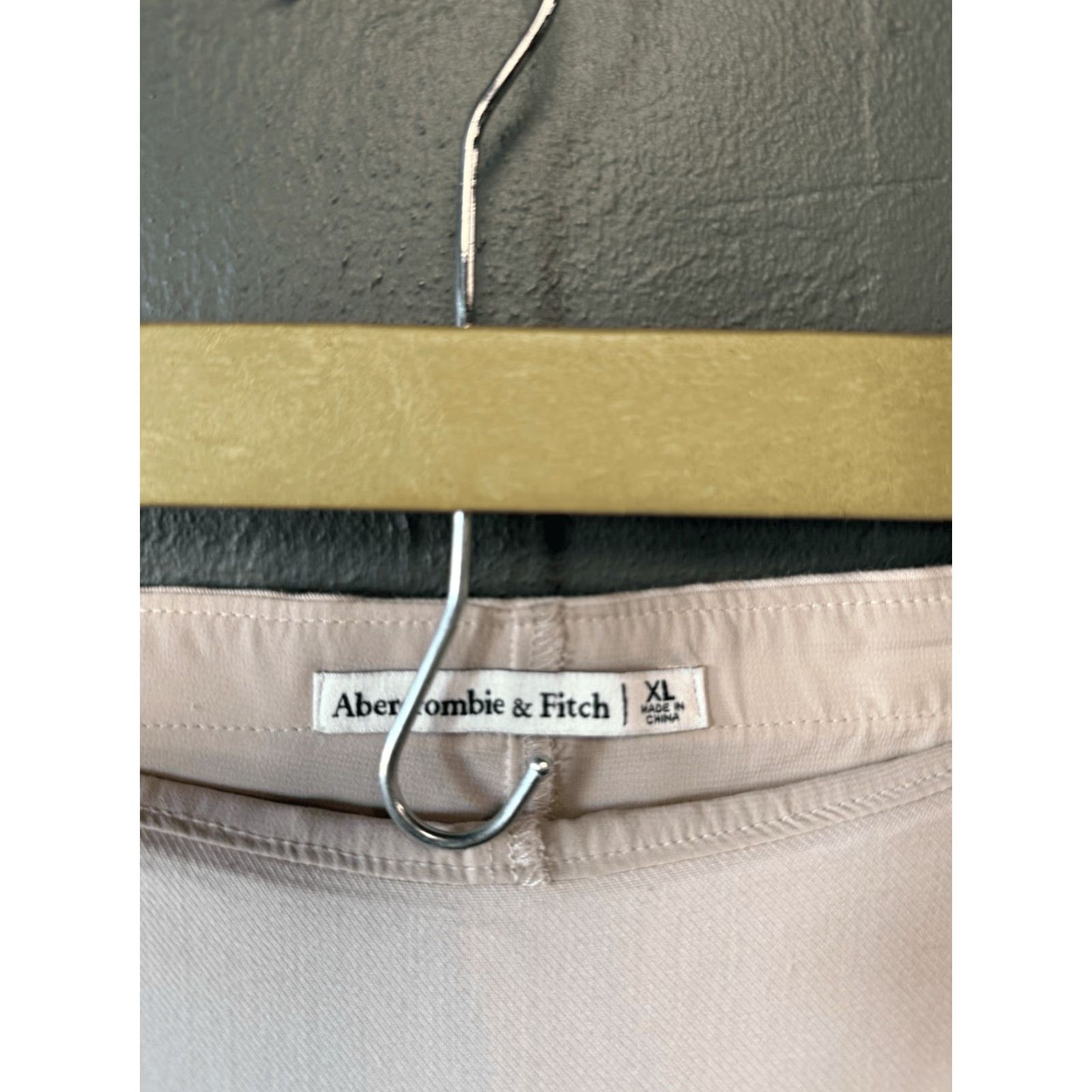 Abercrombie & Fitch Abercrombie & Fitch Womens Kahki Lined Pullon Skirt Stretch Size XL Size 40" / US 18 - 3 Thumbnail