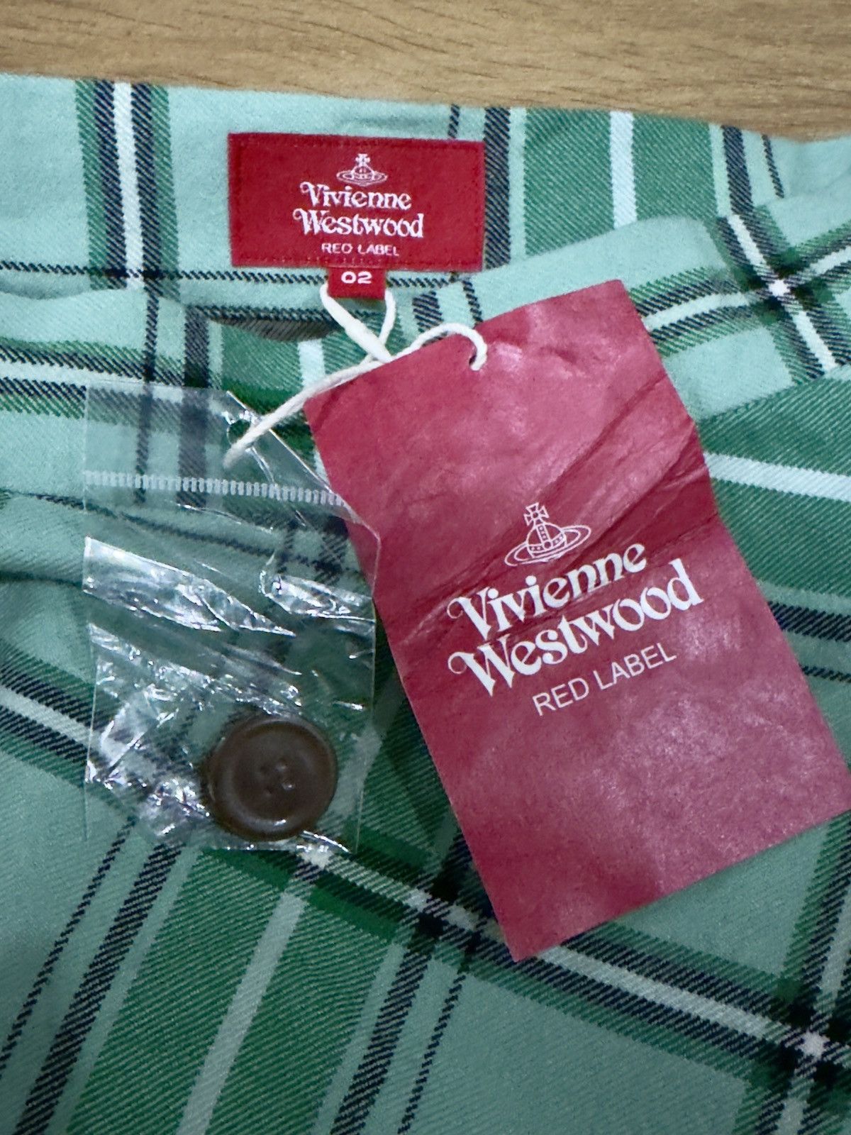 Vivienne Westwood Asymmetrical Wrap Plaid Wool Skirt Size 26" / US 2 / IT 38 - 8 Thumbnail