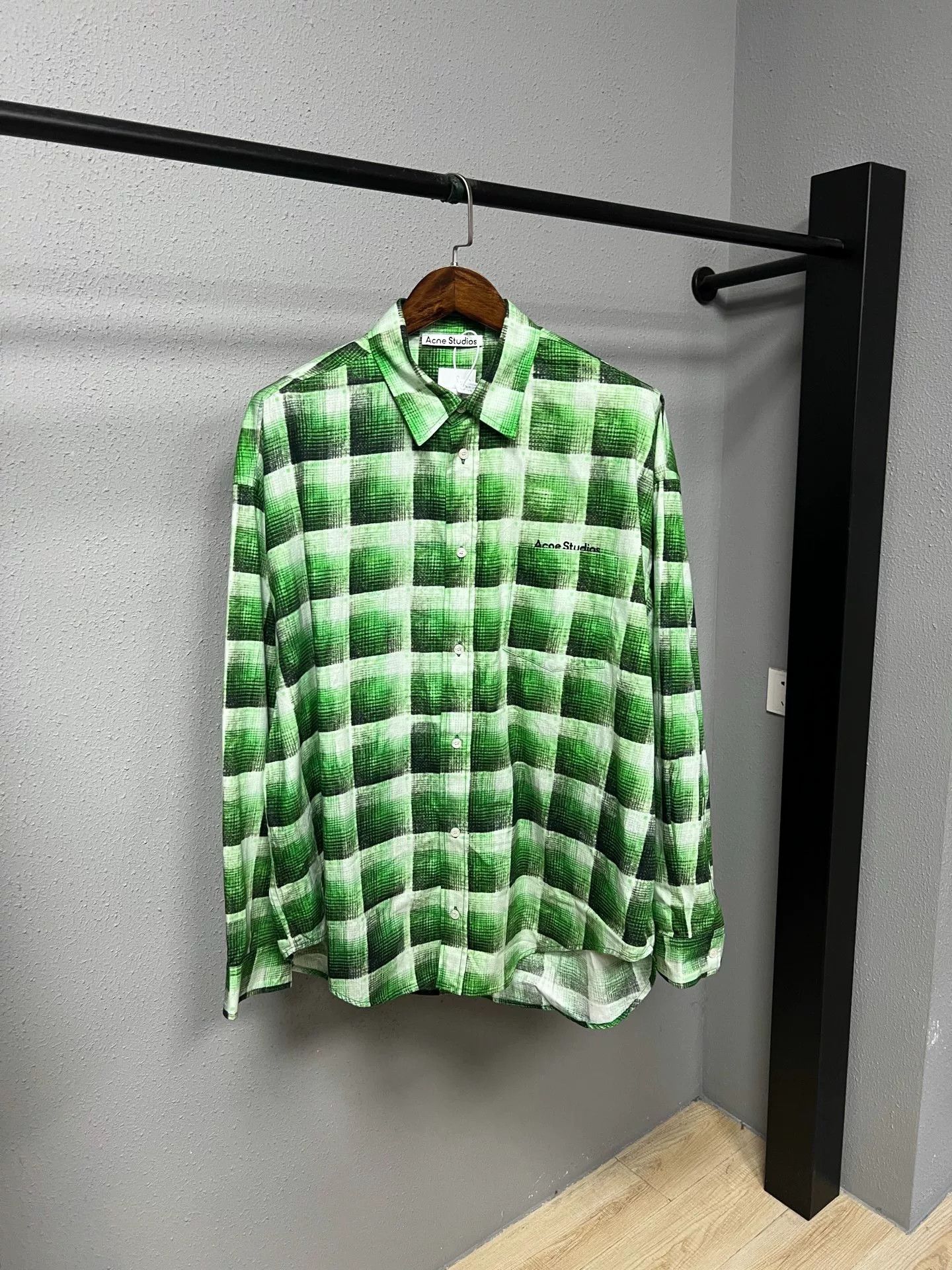 Acne Studios Acne Studios Plaid Slogan Shirt Size US M / EU 48-50 / 2 - 1 Thumbnail
