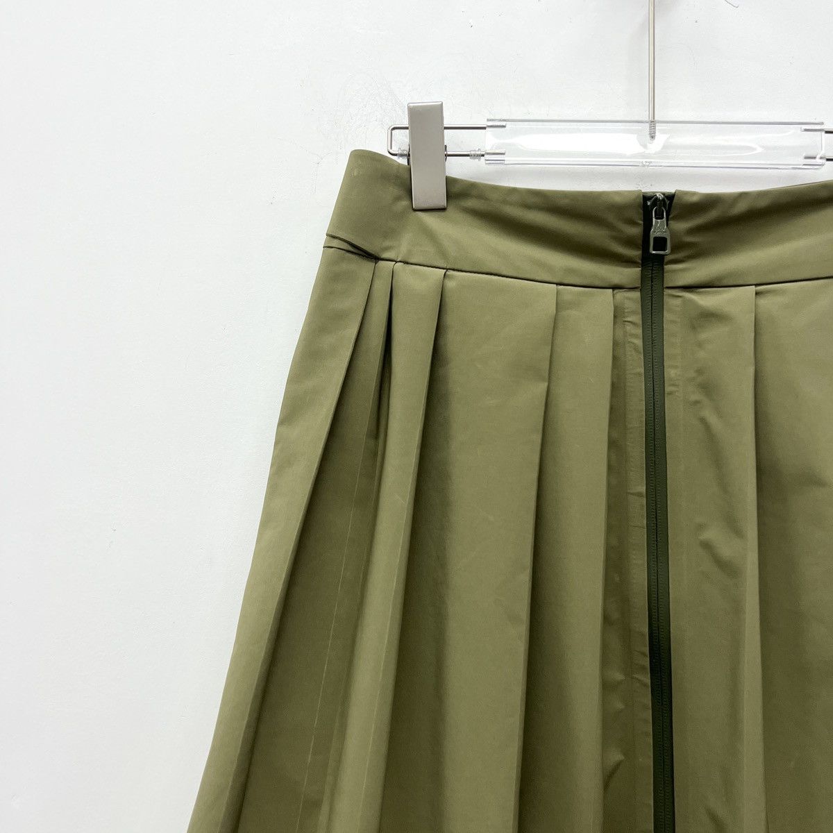 Louis Vuitton Louis Vuitton Zipper Design Casual Ruched Long Skirt K26WX Size 27" / US 4 / IT 40 - 3 Thumbnail