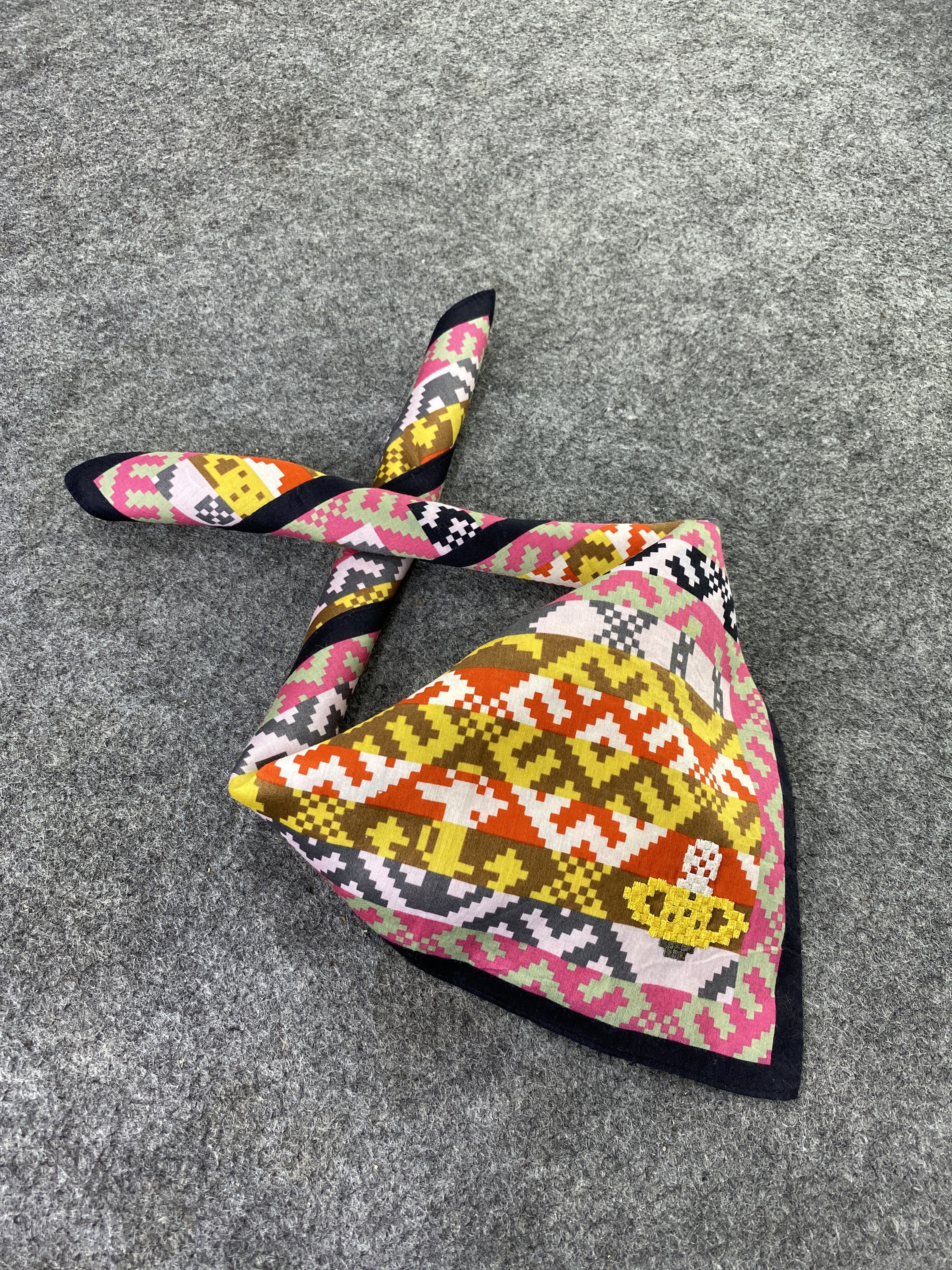 Designer Vivienne Westwood Handkerchief / Bandana / Neckerchief-B346 Size ONE SIZE - 1 Thumbnail