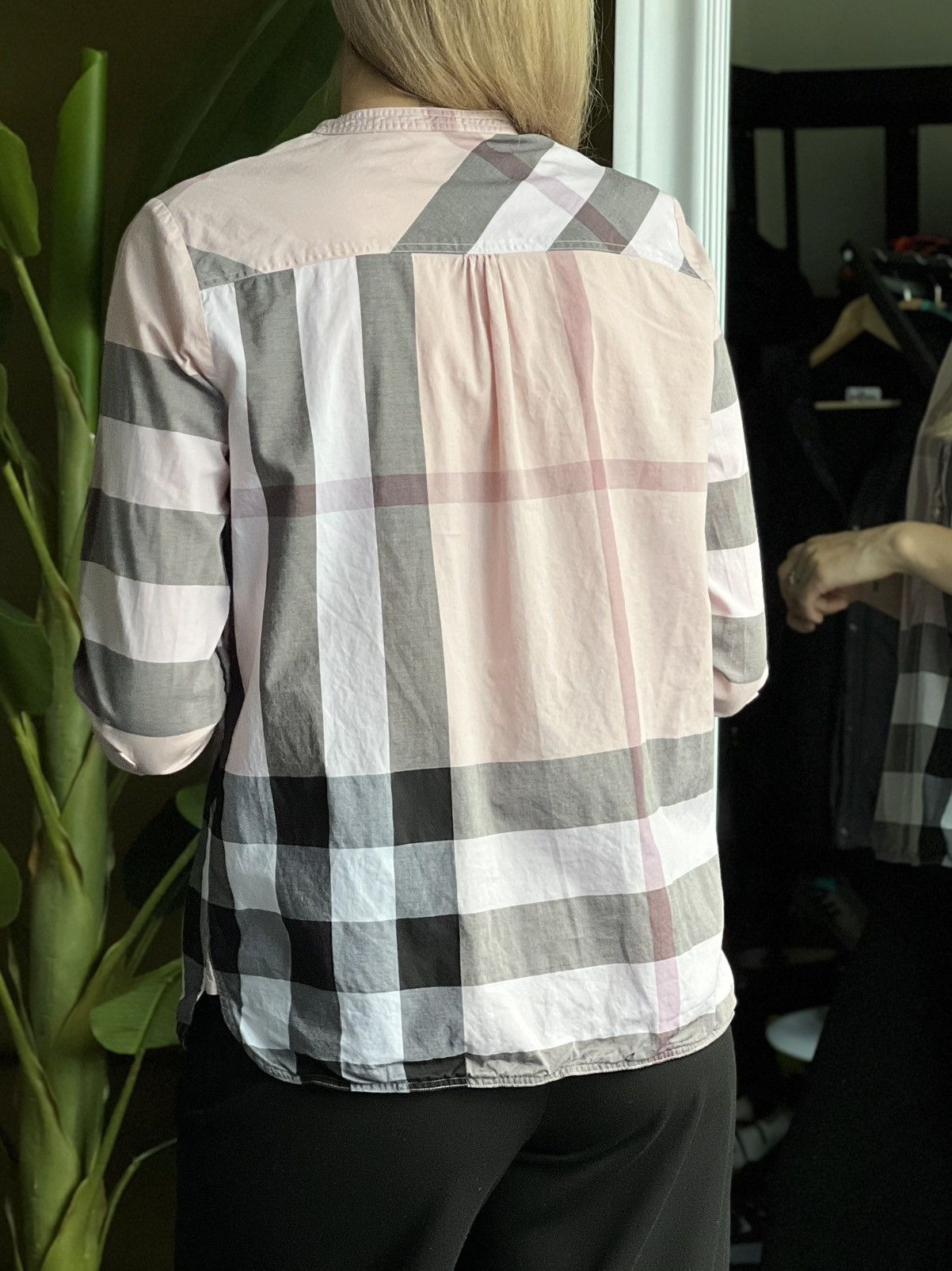 Burberry Burberry Pink House Check Cotton Shirt Grandad Collar Size M Size M / US 6-8 / IT 42-44 - 5 Thumbnail