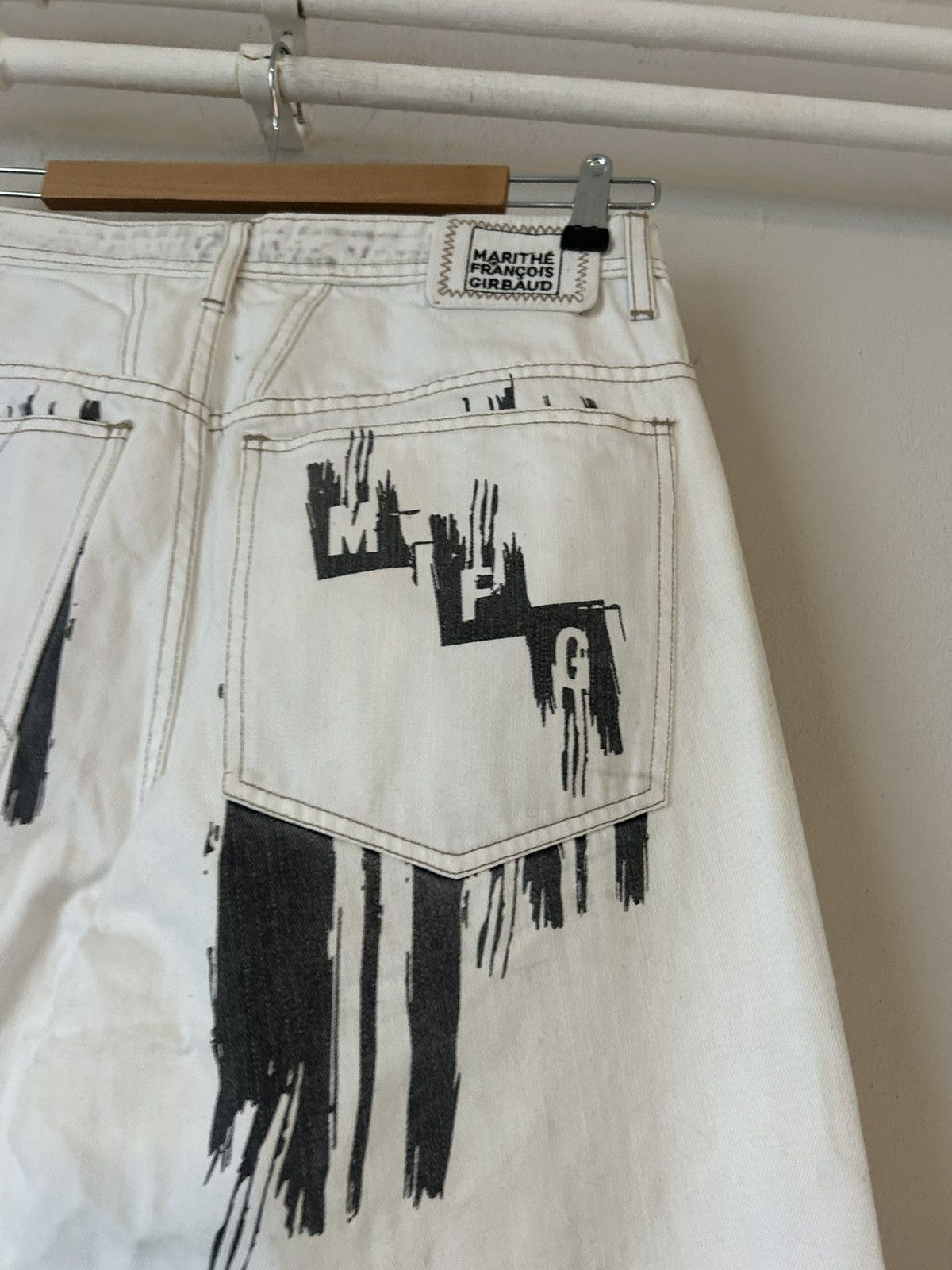Marithe + Francois Girbaud Martine Françoise Girbaud Graphic Distressed Jeans - Size 32 Size US 32 / EU 48 - 12 Thumbnail